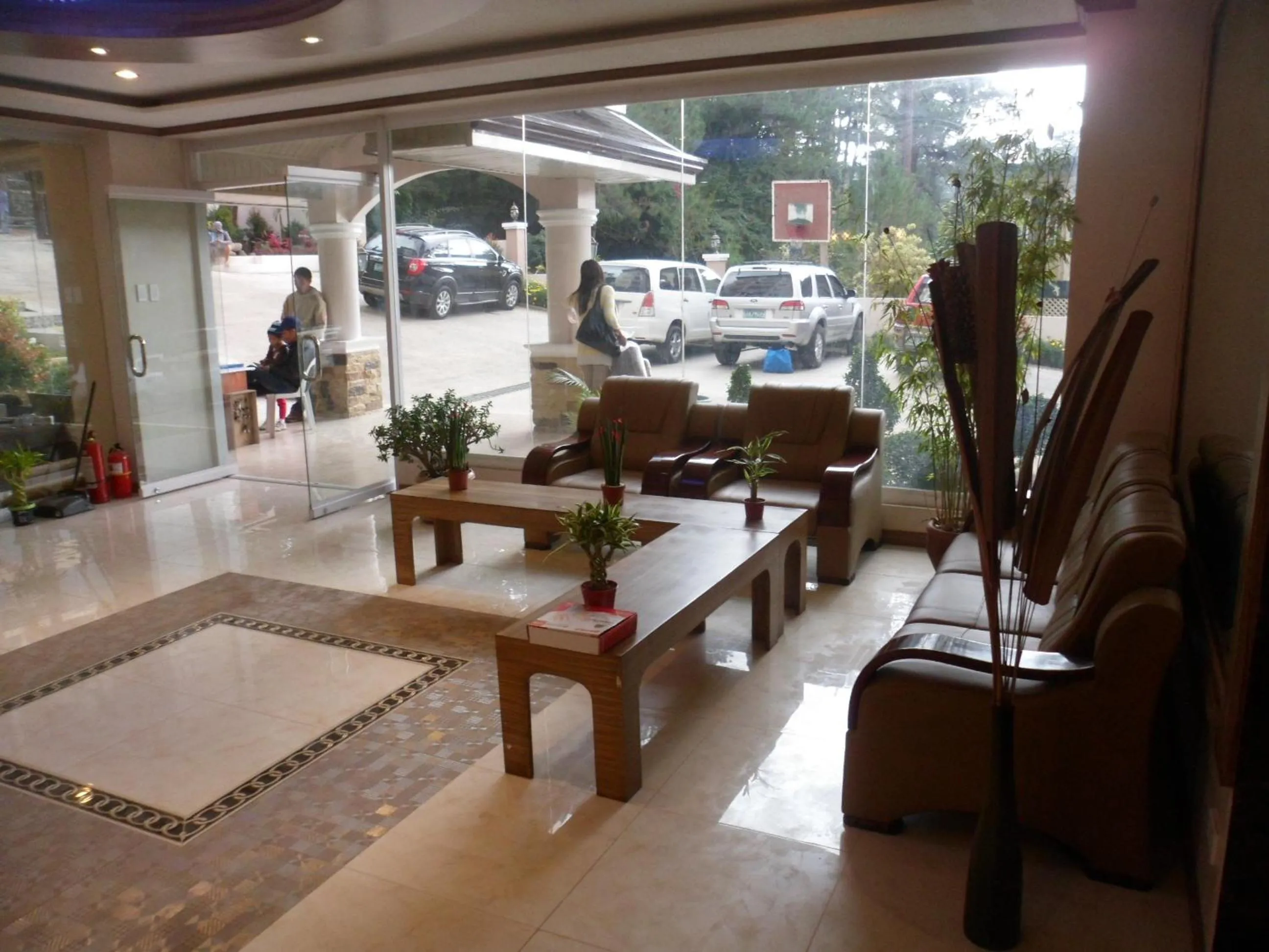 Communal lounge/ TV room in Prestige Vacation Apartments - Bonbel Condominium