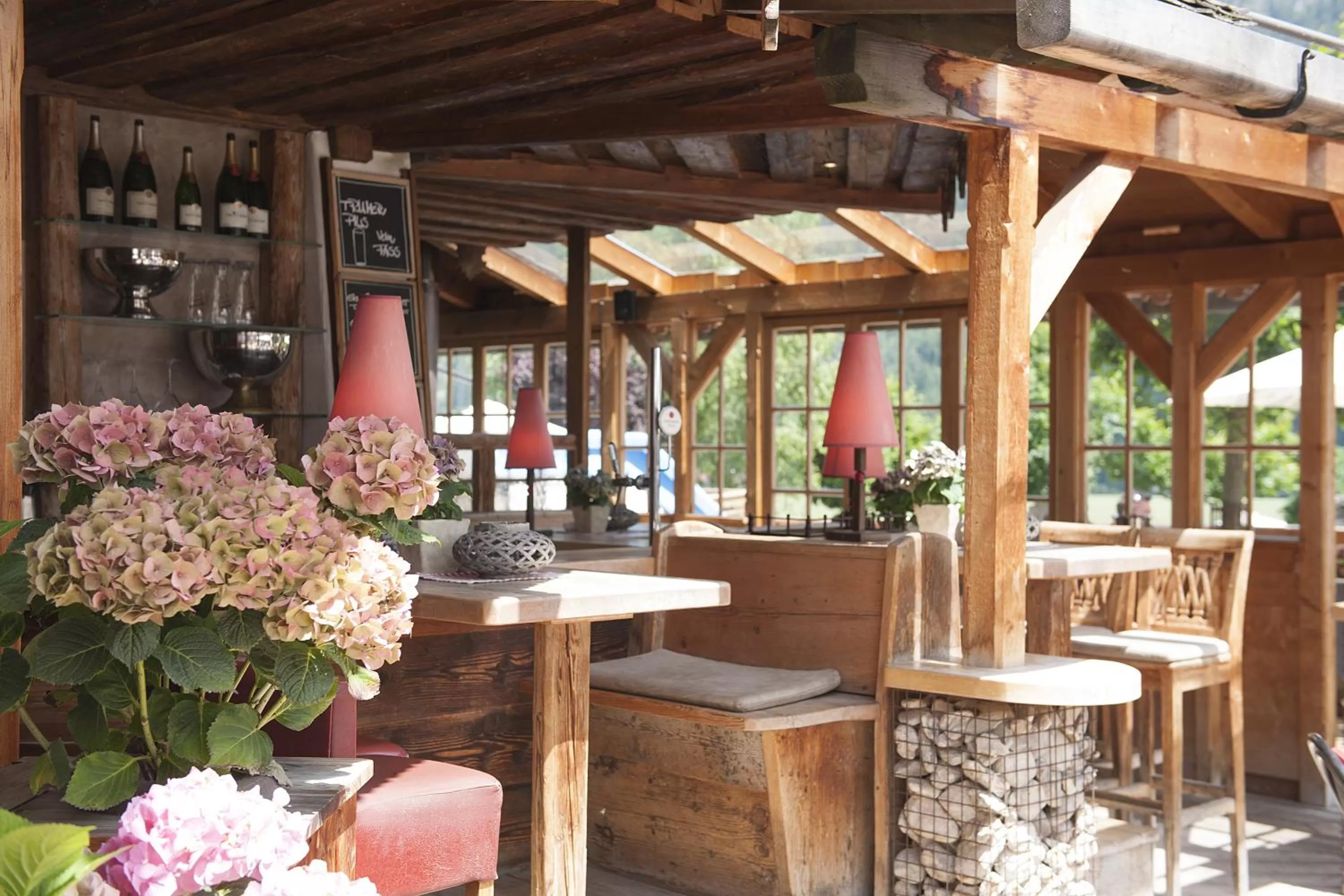 Lounge or bar in Familienparadies Sporthotel Achensee - FAMILIES ONLY