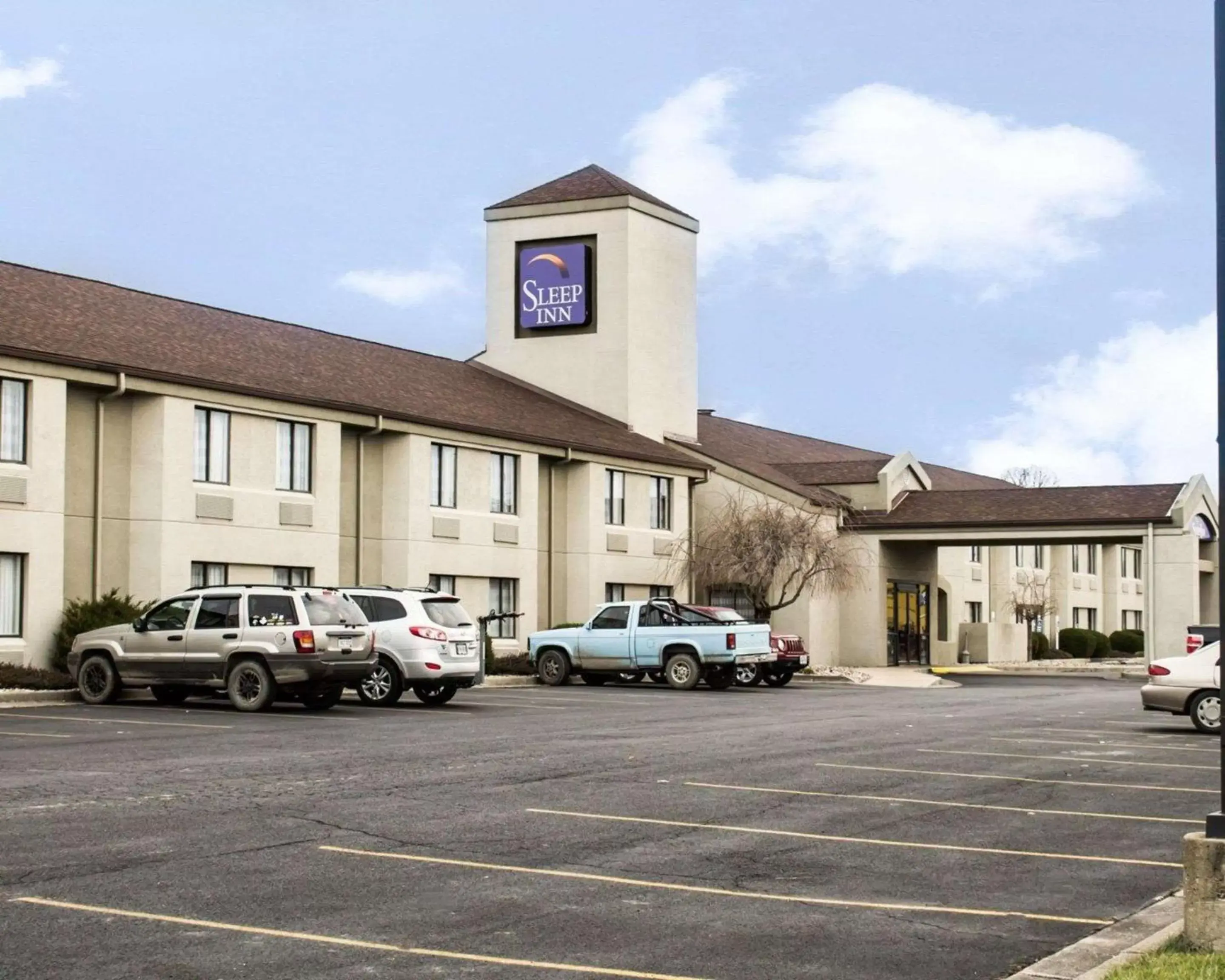 Property Building in Sleep Inn Summersville