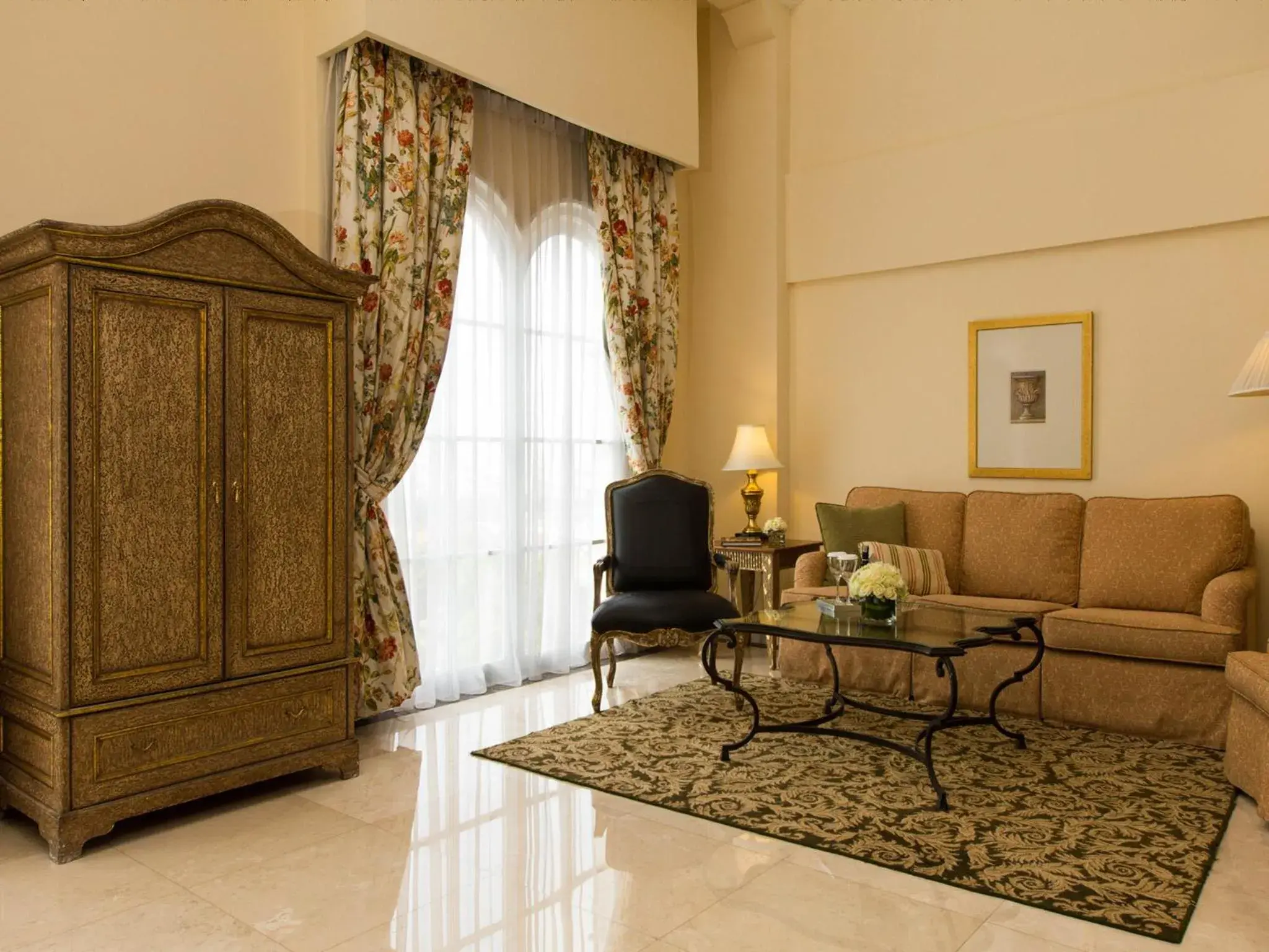 Living room, Seating Area in Hotel Gran Mahakam