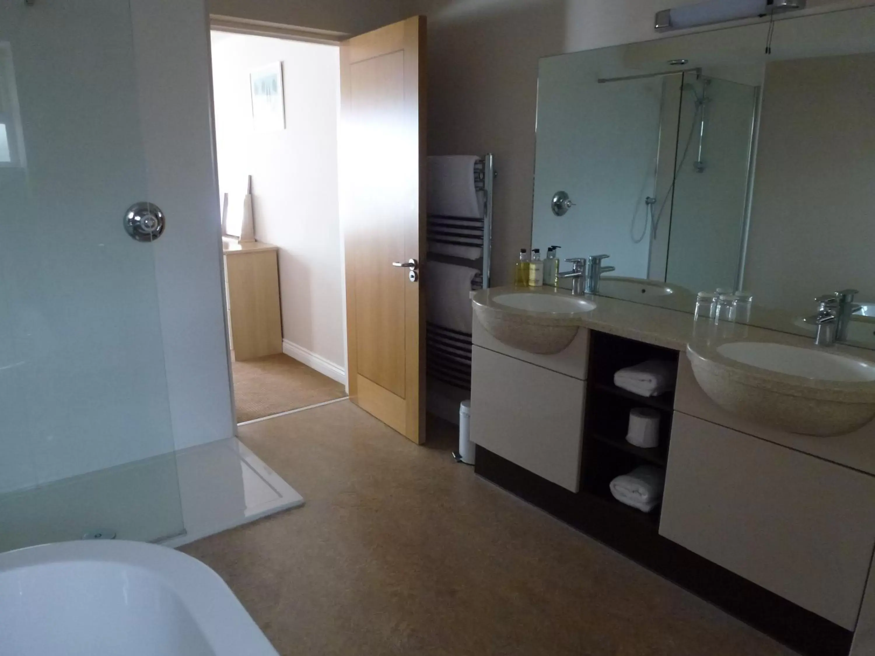 Bathroom in Boathouse Hotel