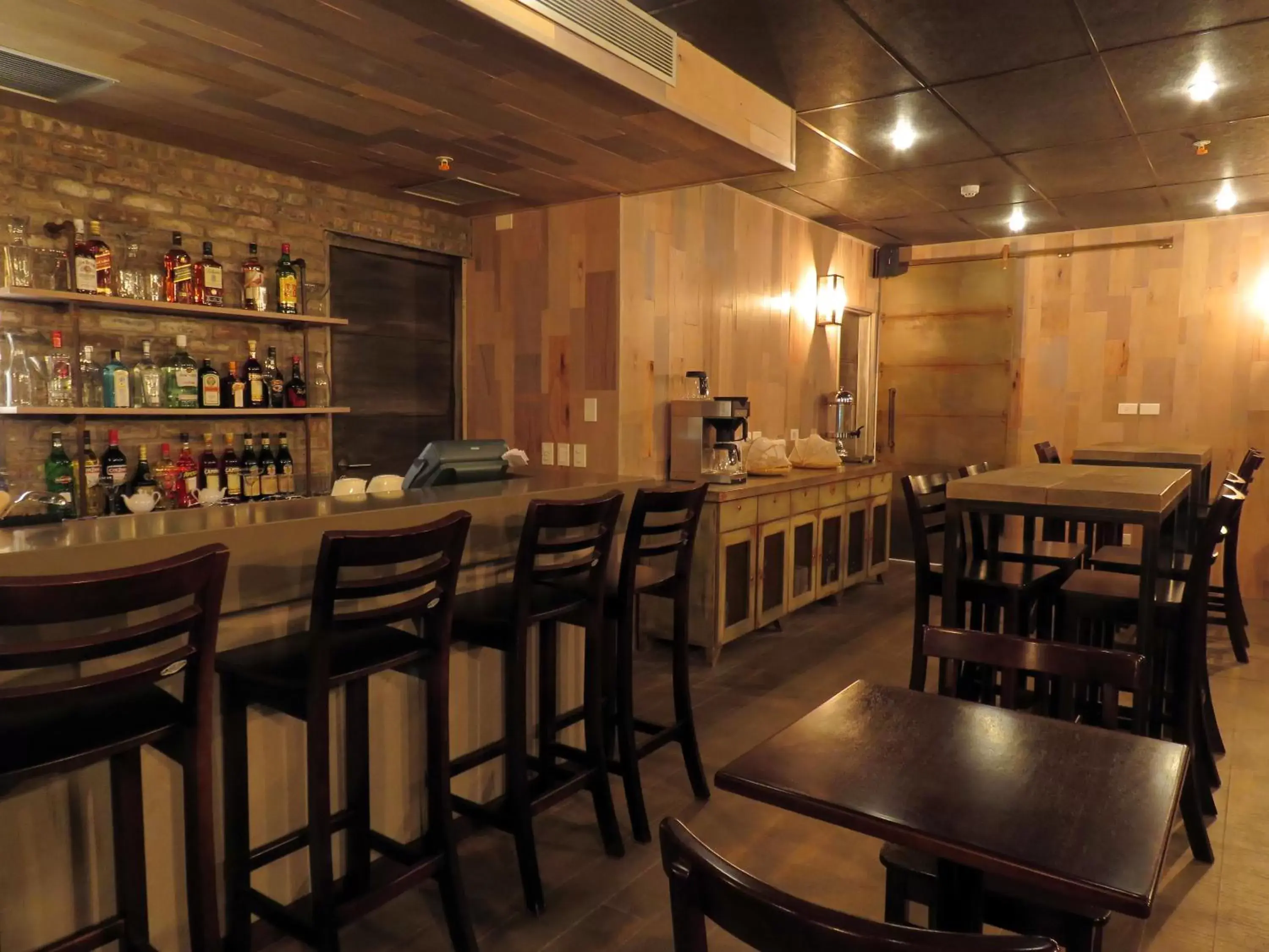 Restaurant/places to eat in Smart Hotel Montevideo Restaurant/places to eat in Smart Hotel Montevideo