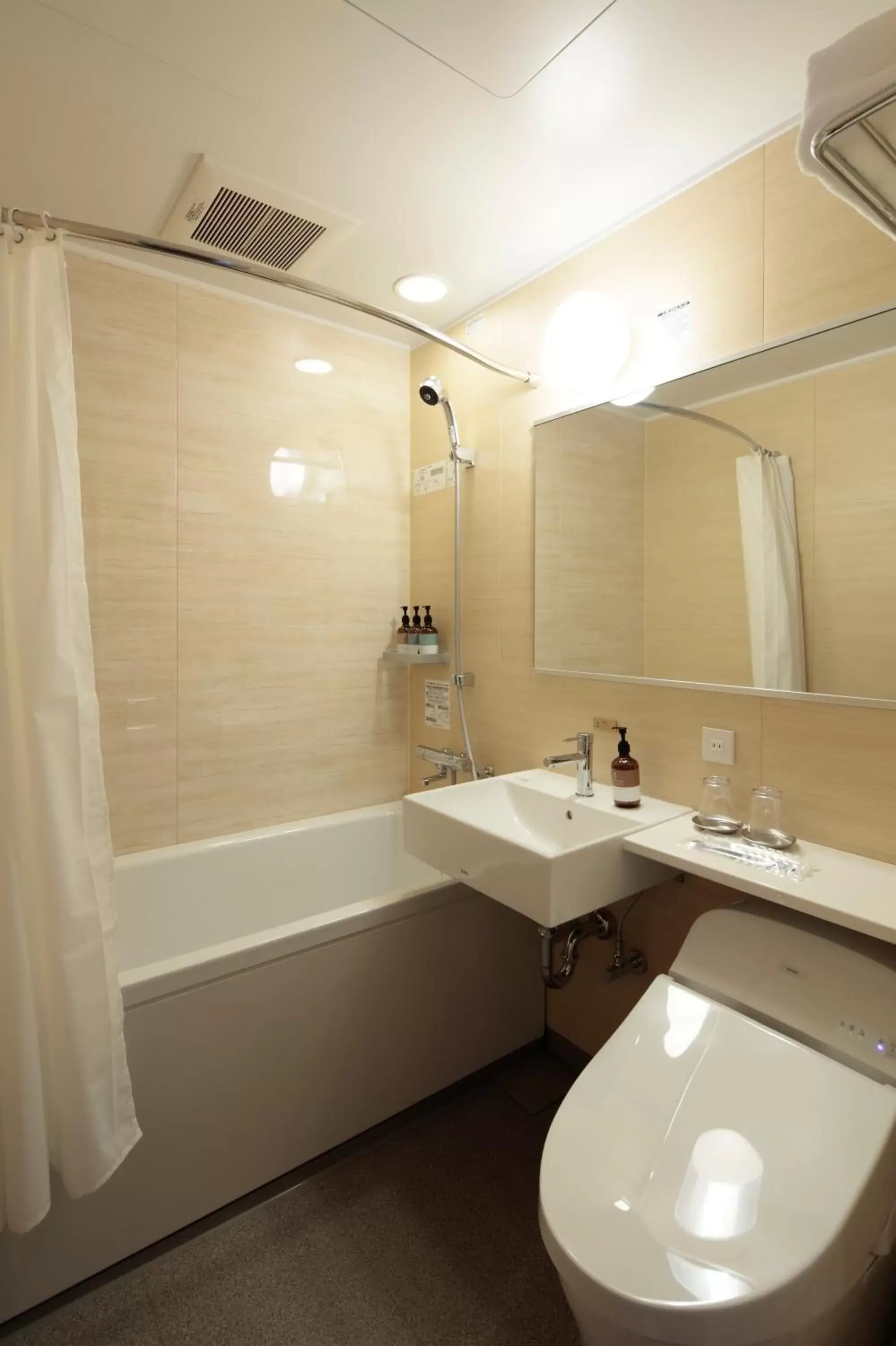 Bathroom in Candeo Hotels Omiya