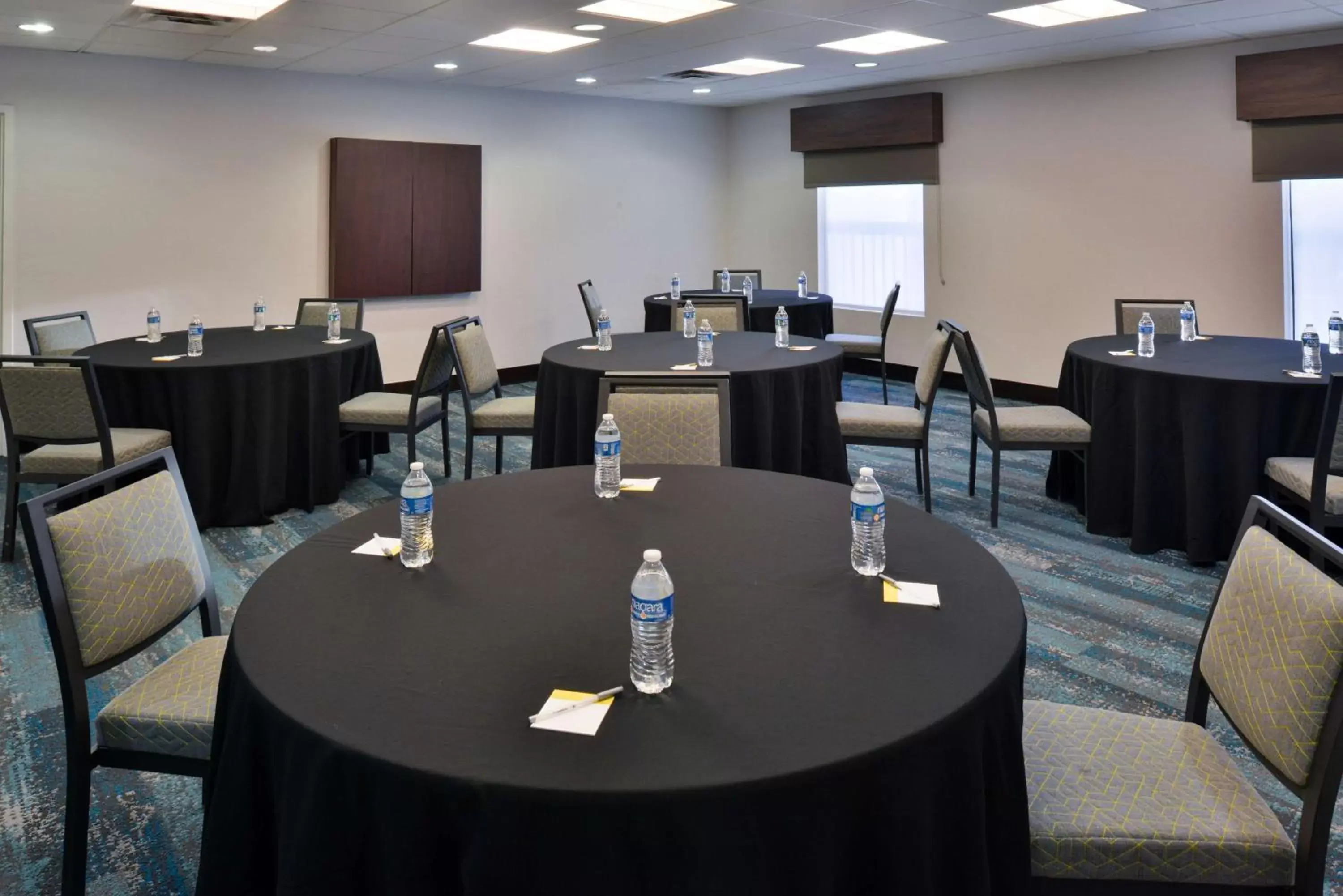 Meeting/conference room in Hampton Inn & Suites Las Vegas Airport