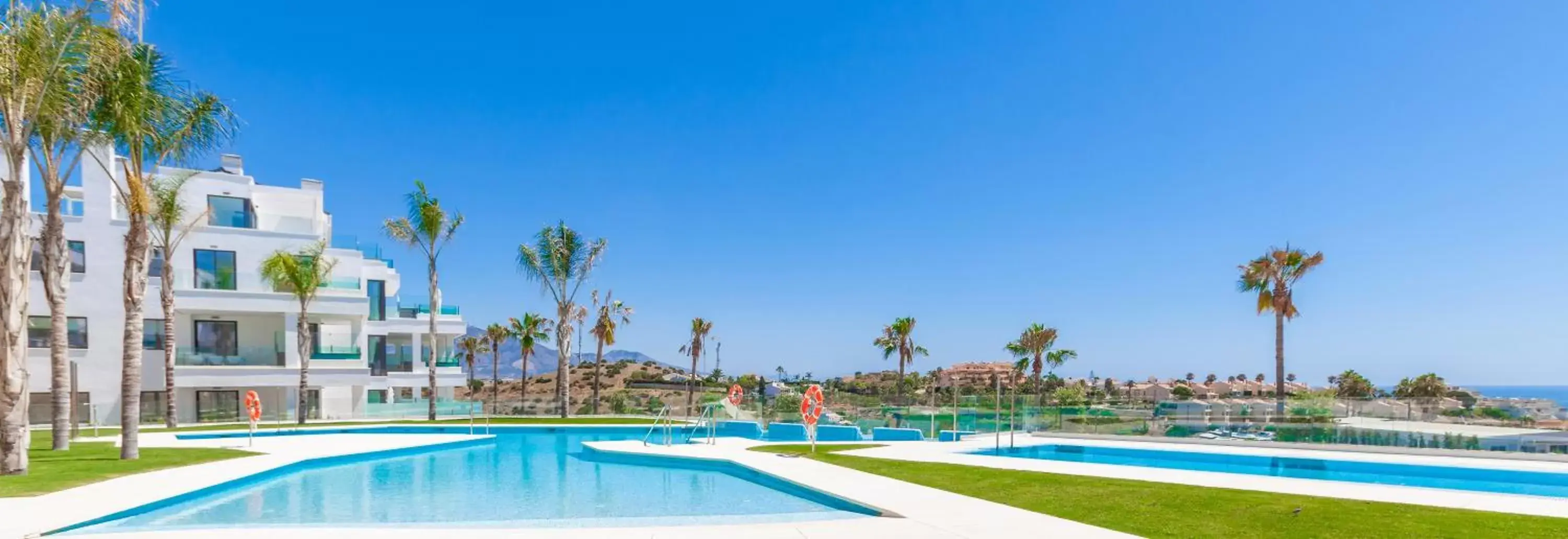 Swimming Pool in Wyndham Grand Residences Costa del Sol
