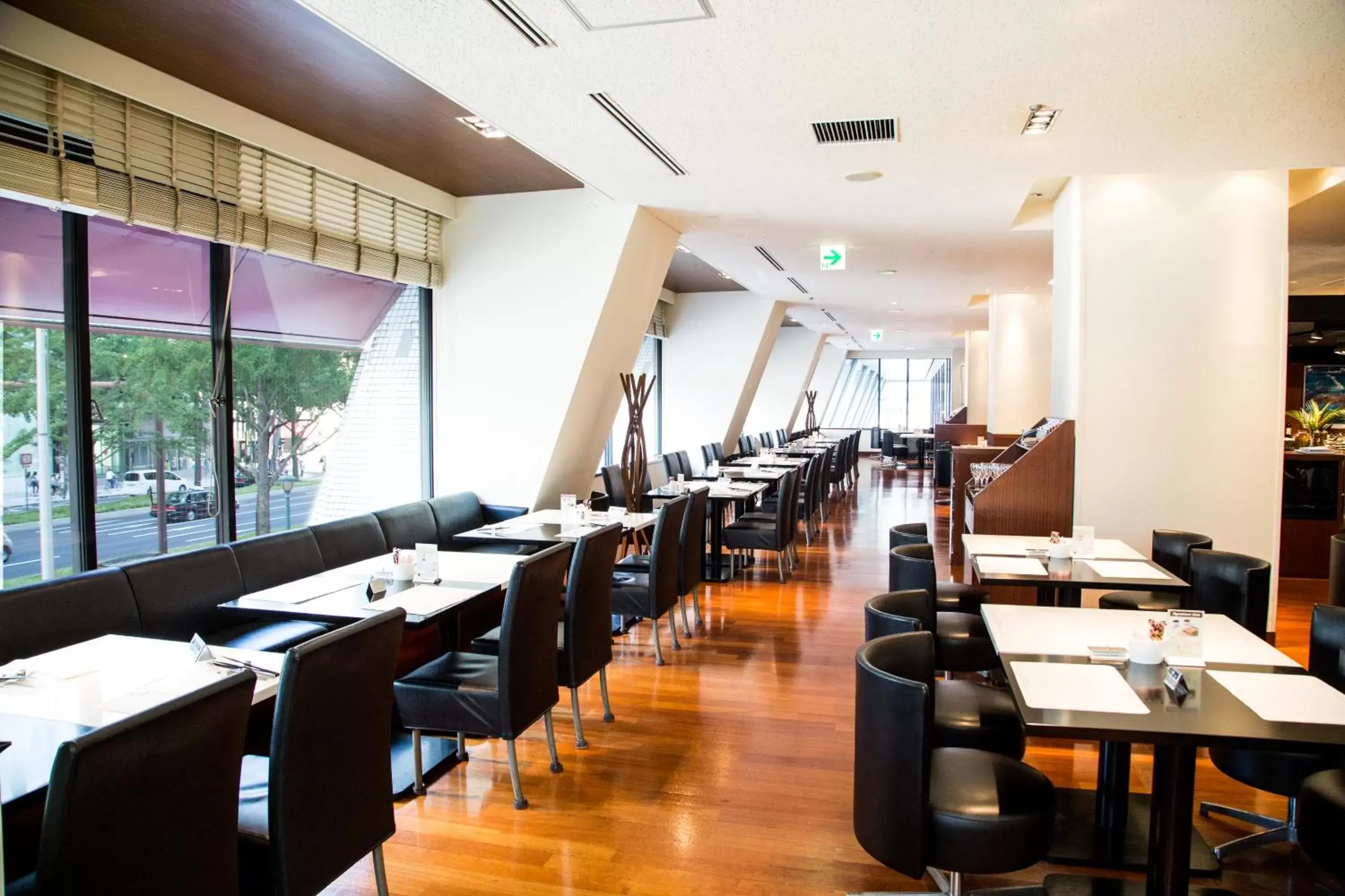 Restaurant/Places to Eat in Hotel Nikko Osaka