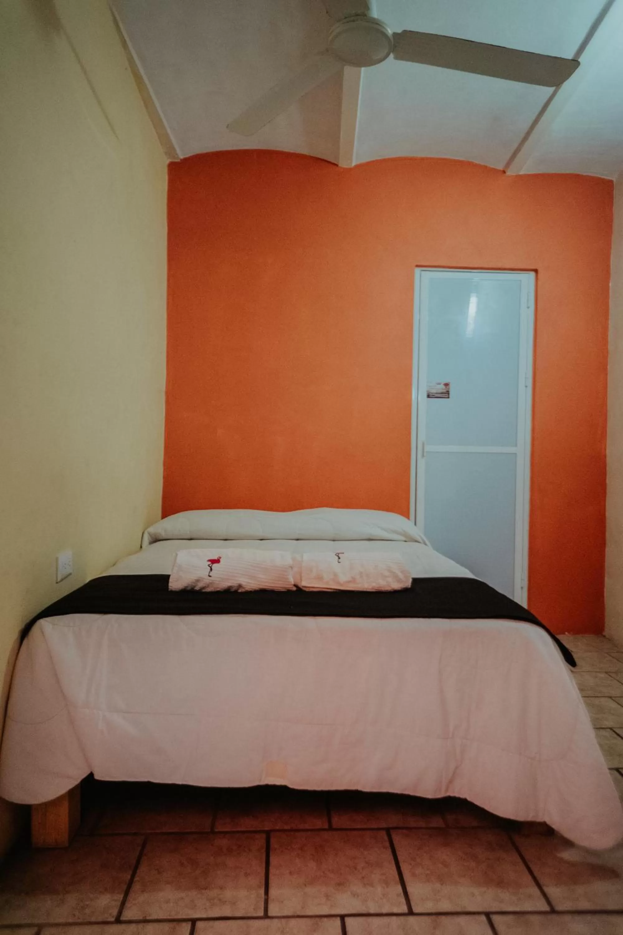 Photo of the whole room in Bungalows Flamingos