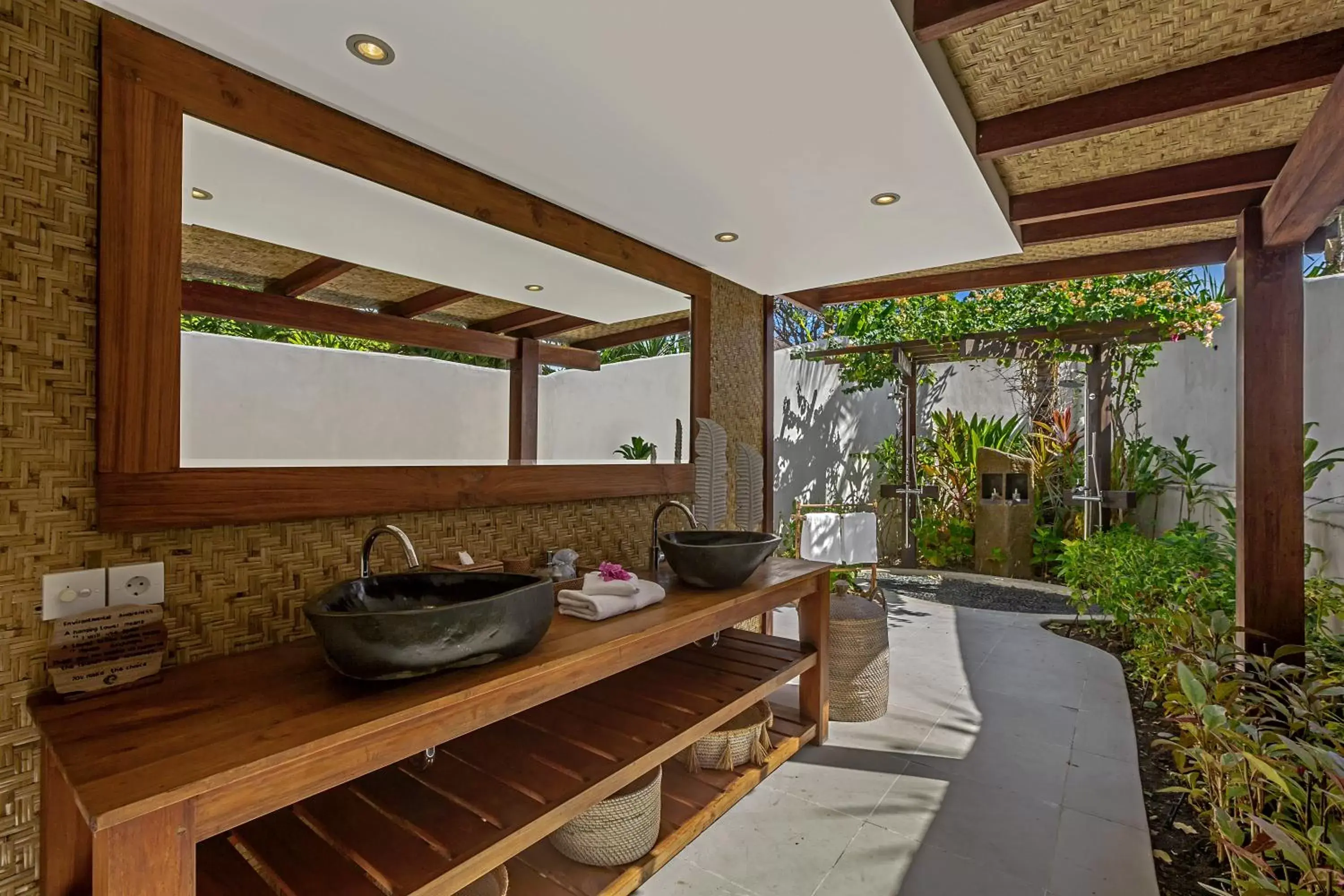 Bathroom in Pondok Santi Estate