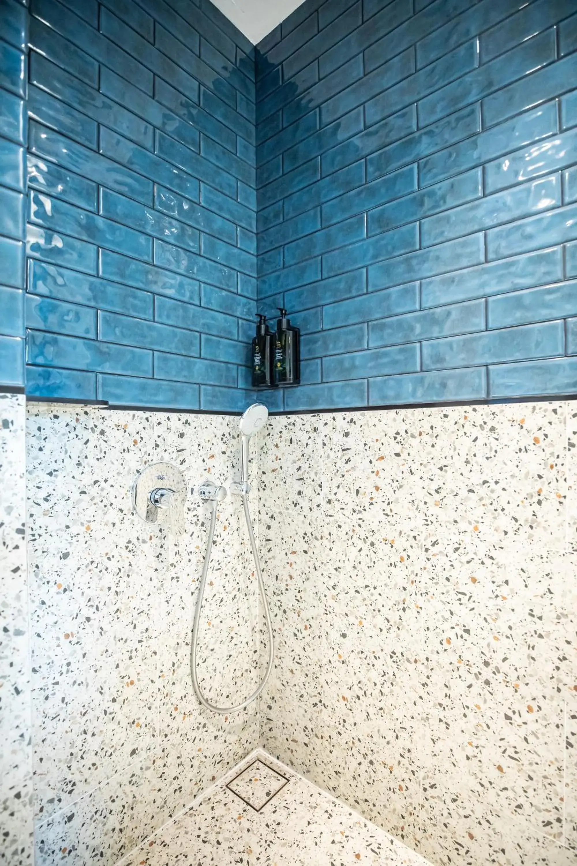 Shower, Bathroom in Hotel Faber Park Singapore - Handwritten Collection