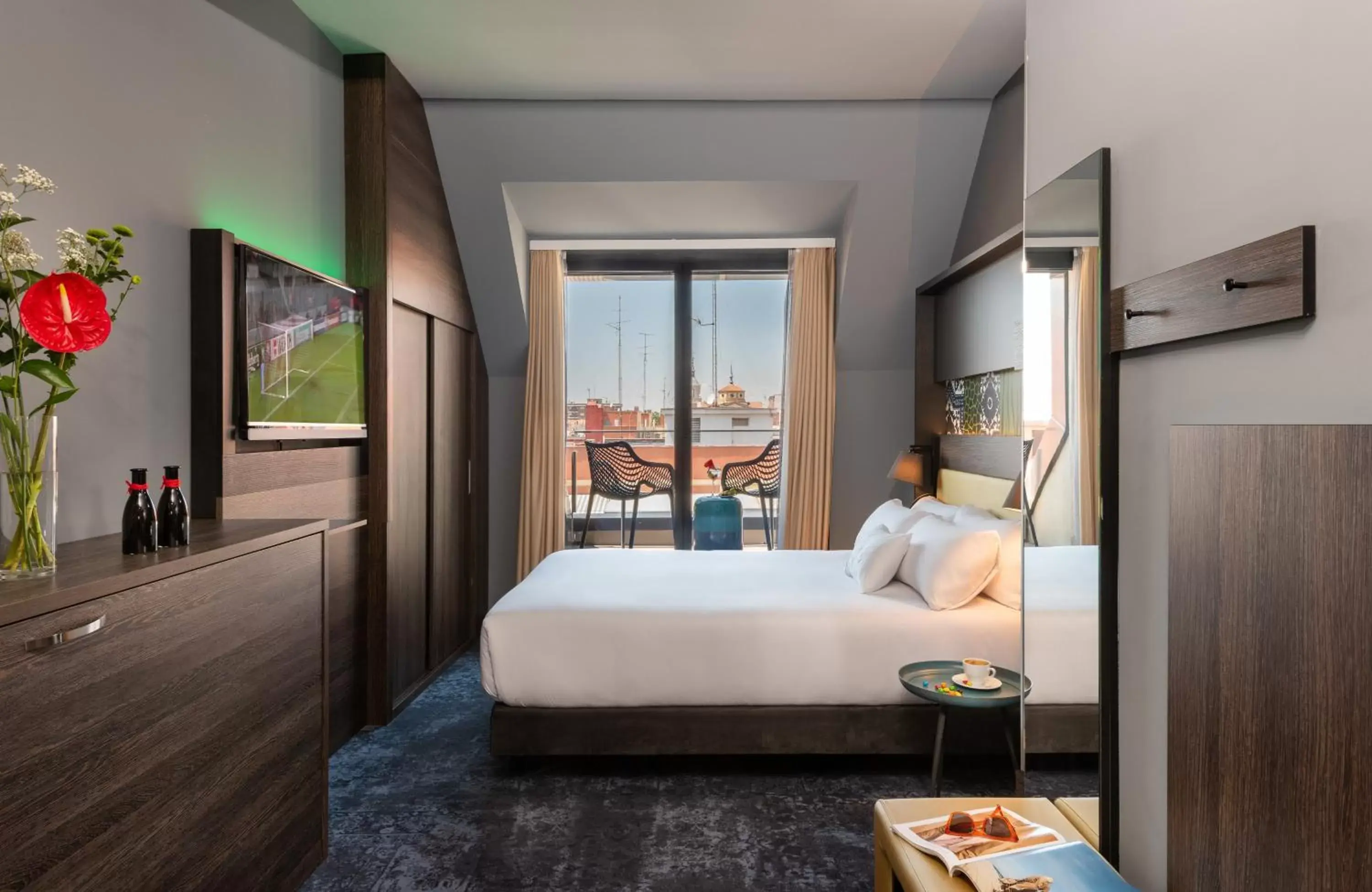 Photo of the whole room in NYX Hotel Madrid by Leonardo Hotels