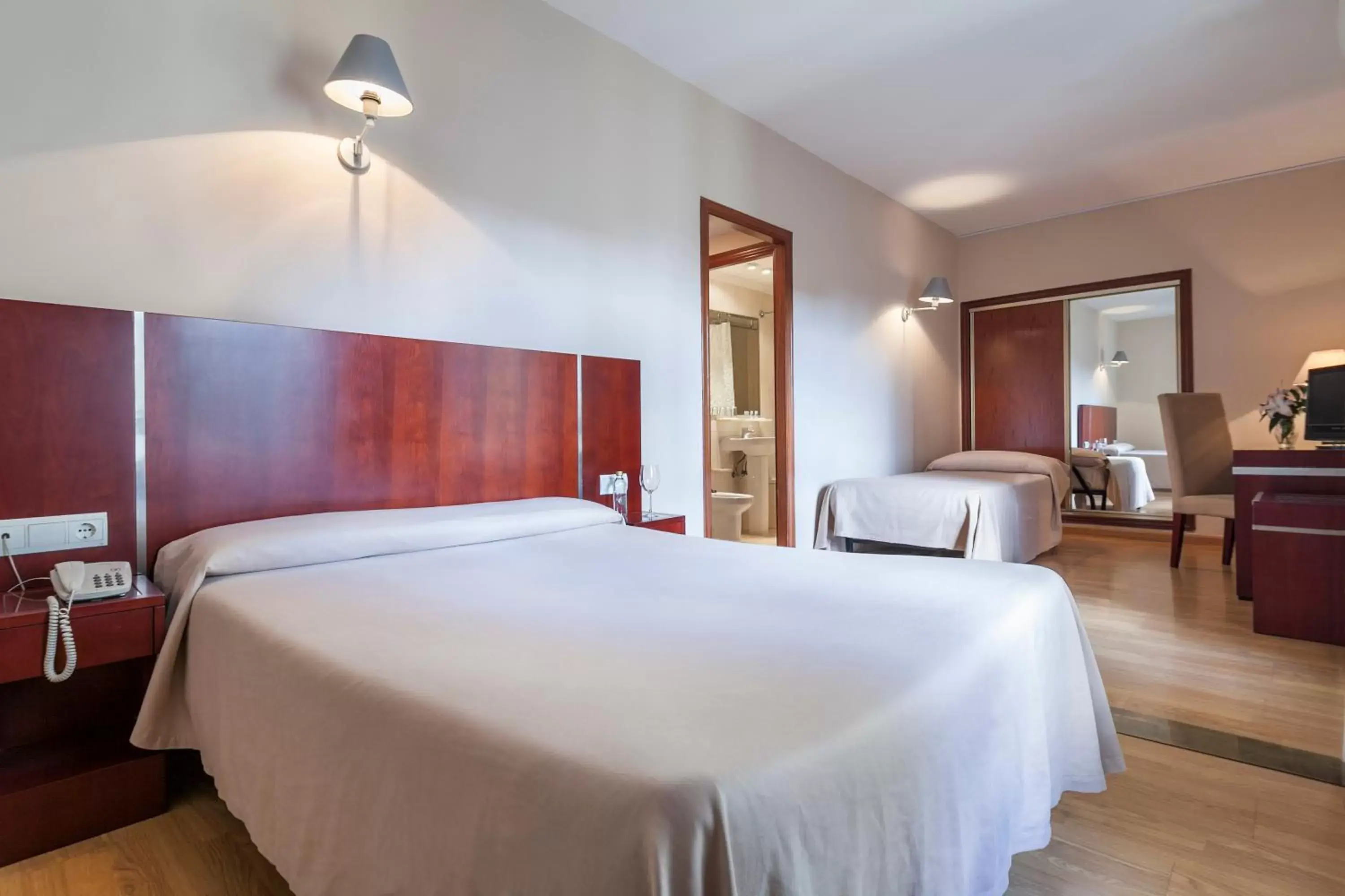 Double Room with Extra Bed in Crisol Riosol Double Room with Extra Bed in Crisol Riosol