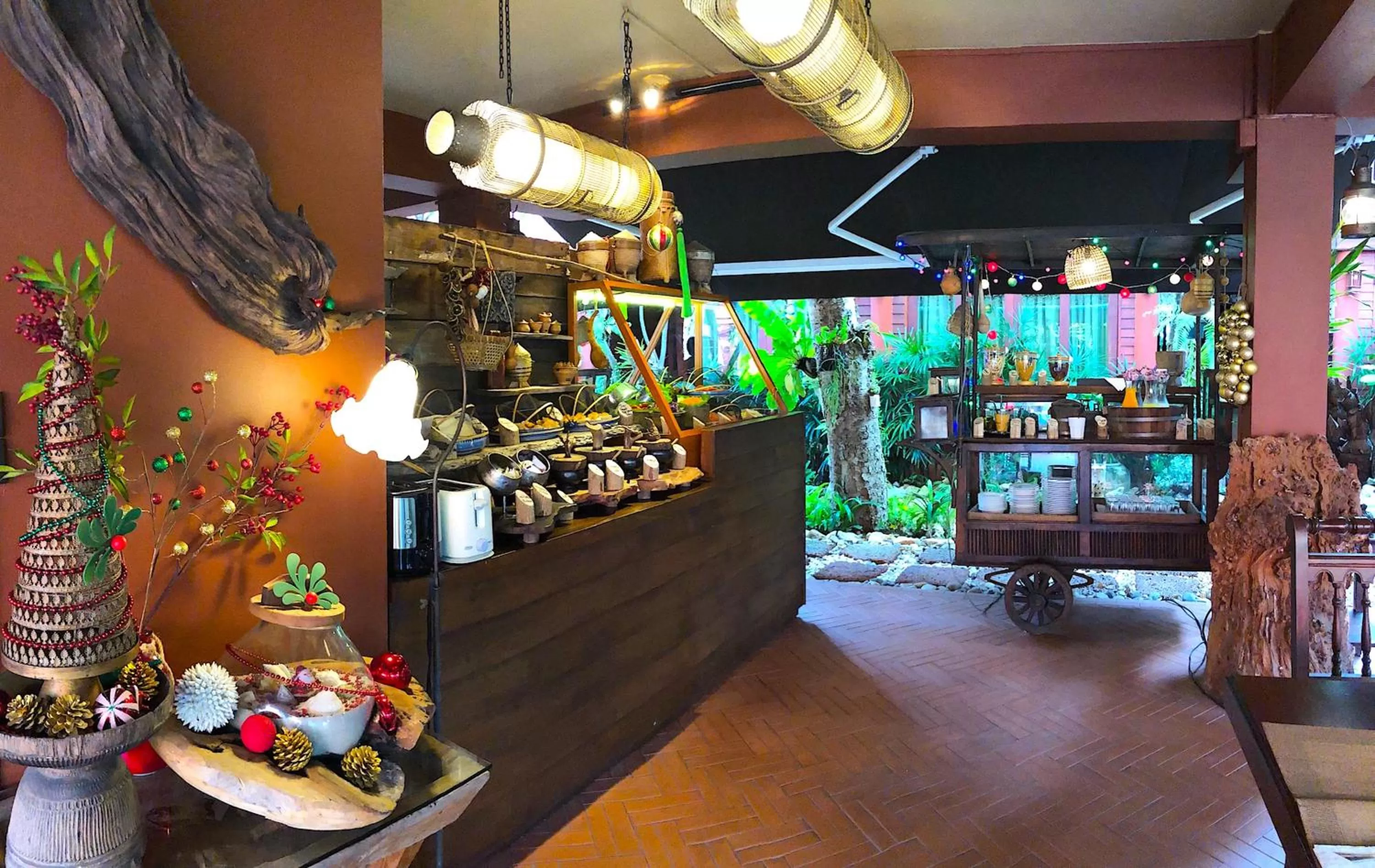 Breakfast in Ruenkanok Thaihouse Resort