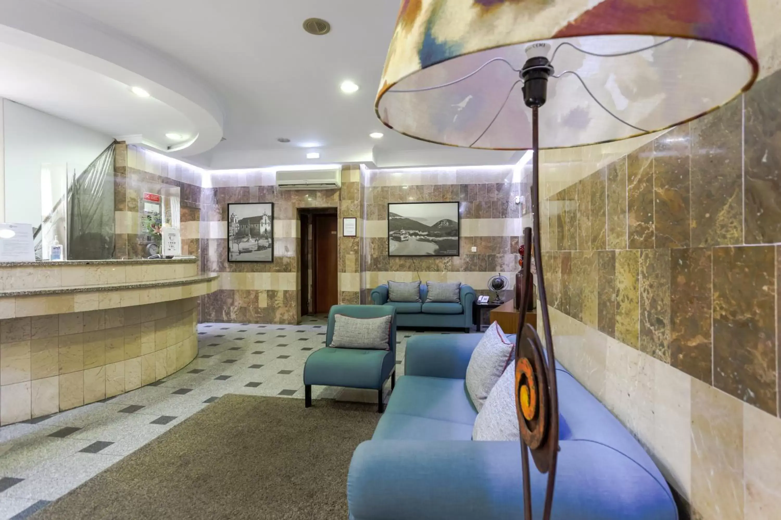 Lobby or reception in Hotel Arangues Lobby or reception in Hotel Arangues