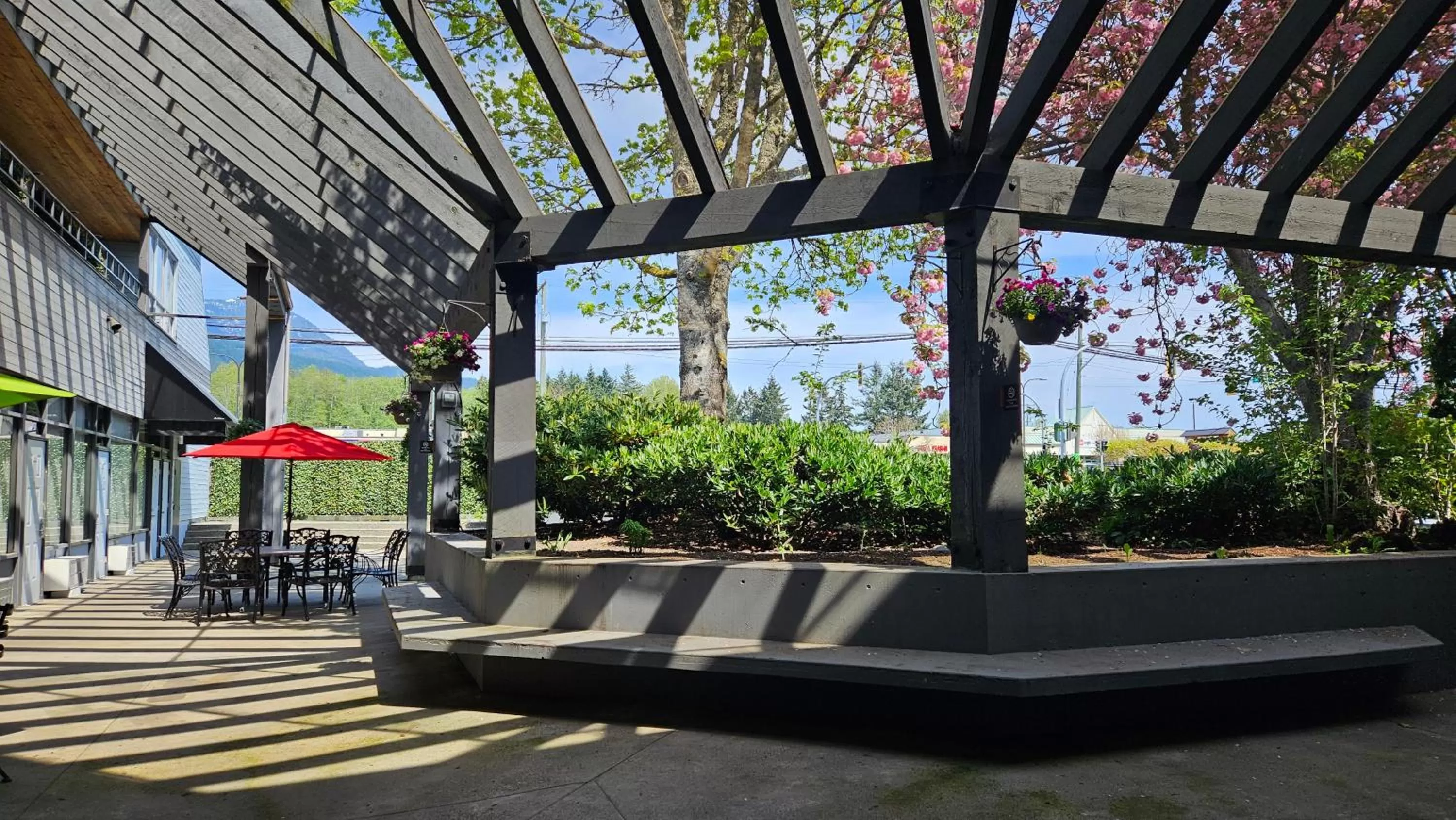 Property building in The Cedars Inn Hotel & Convention Centre