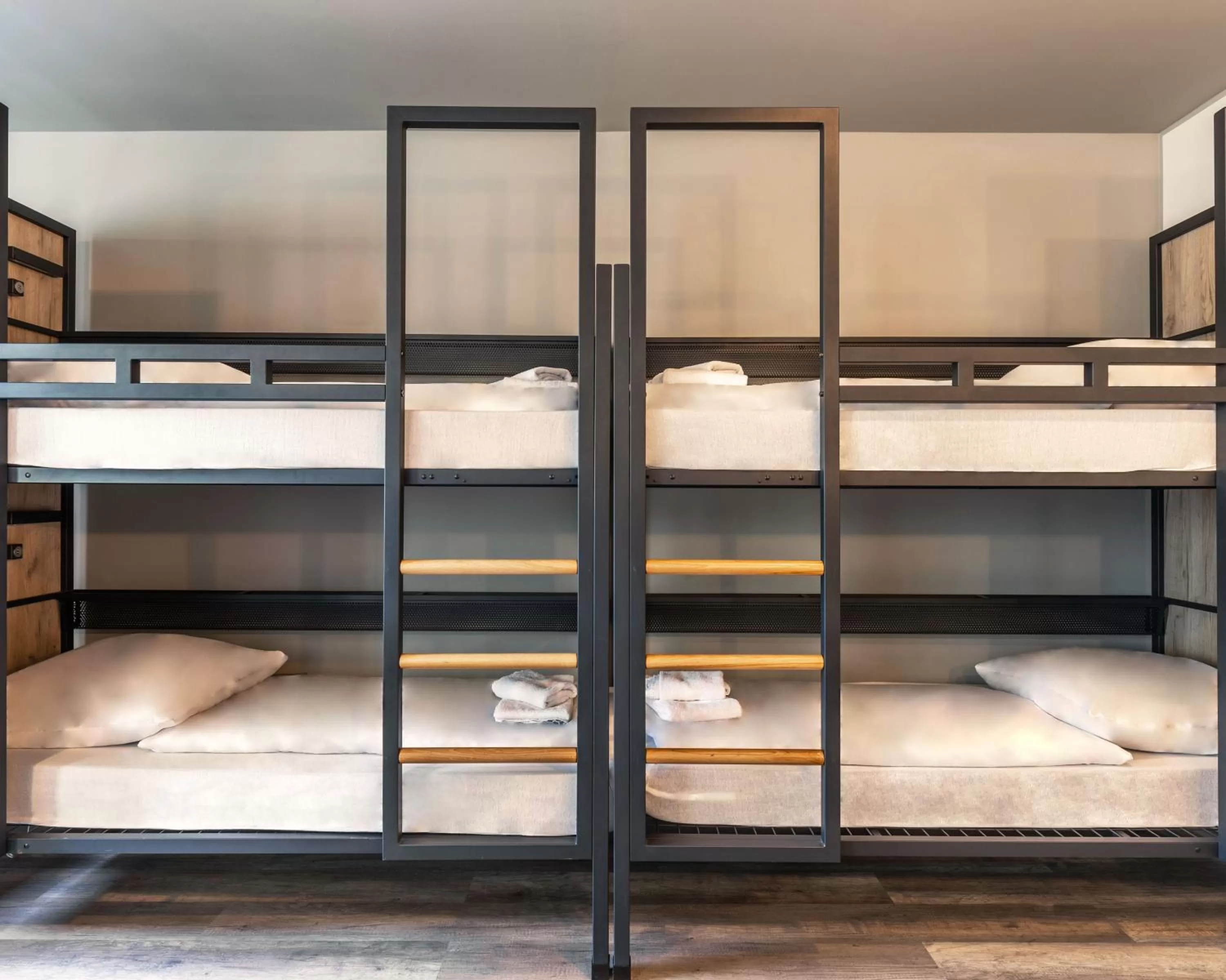 Photo of the whole room, Bed in a&o Berlin Hauptbahnhof