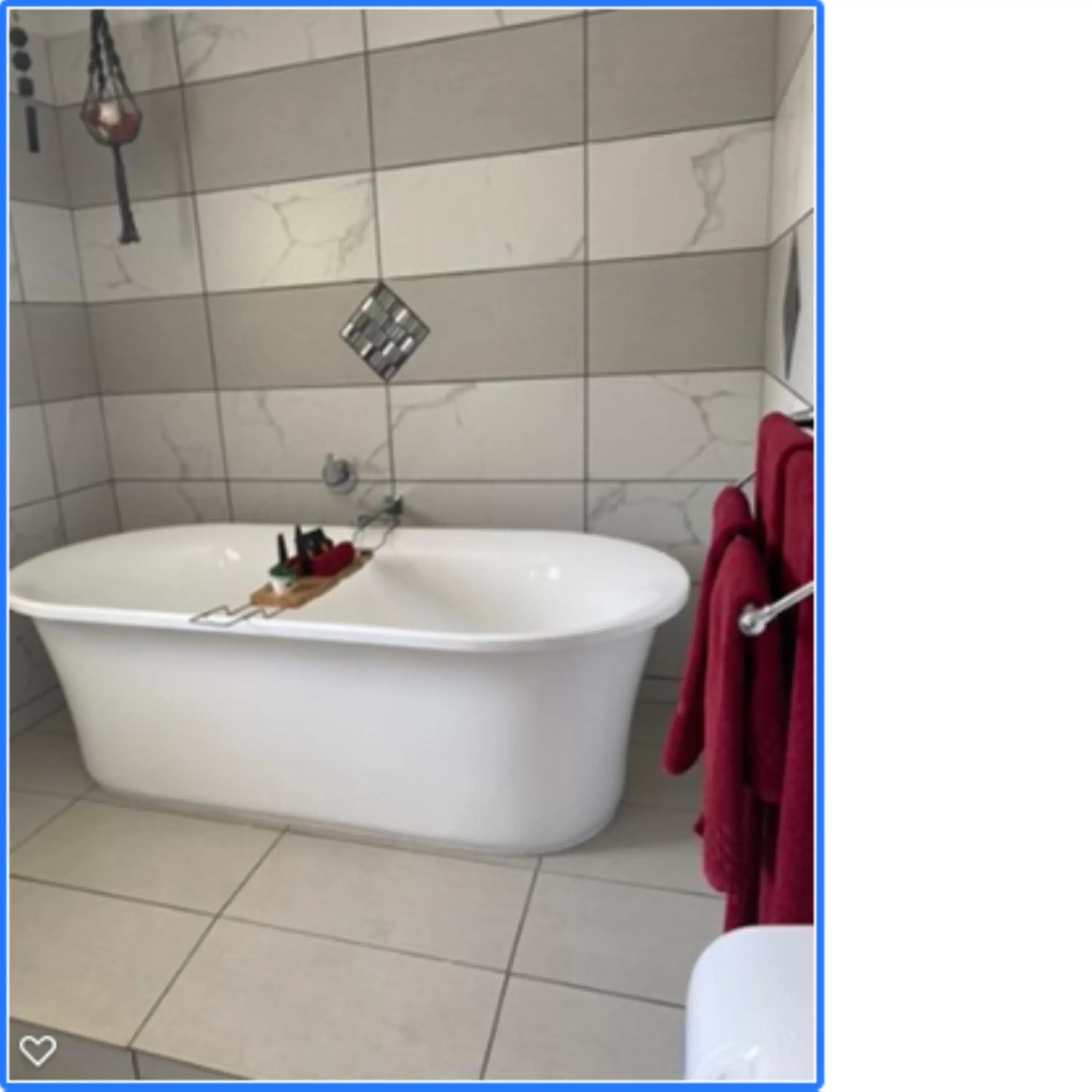 Bath, Bathroom in Shearing Shed Motor Inn
