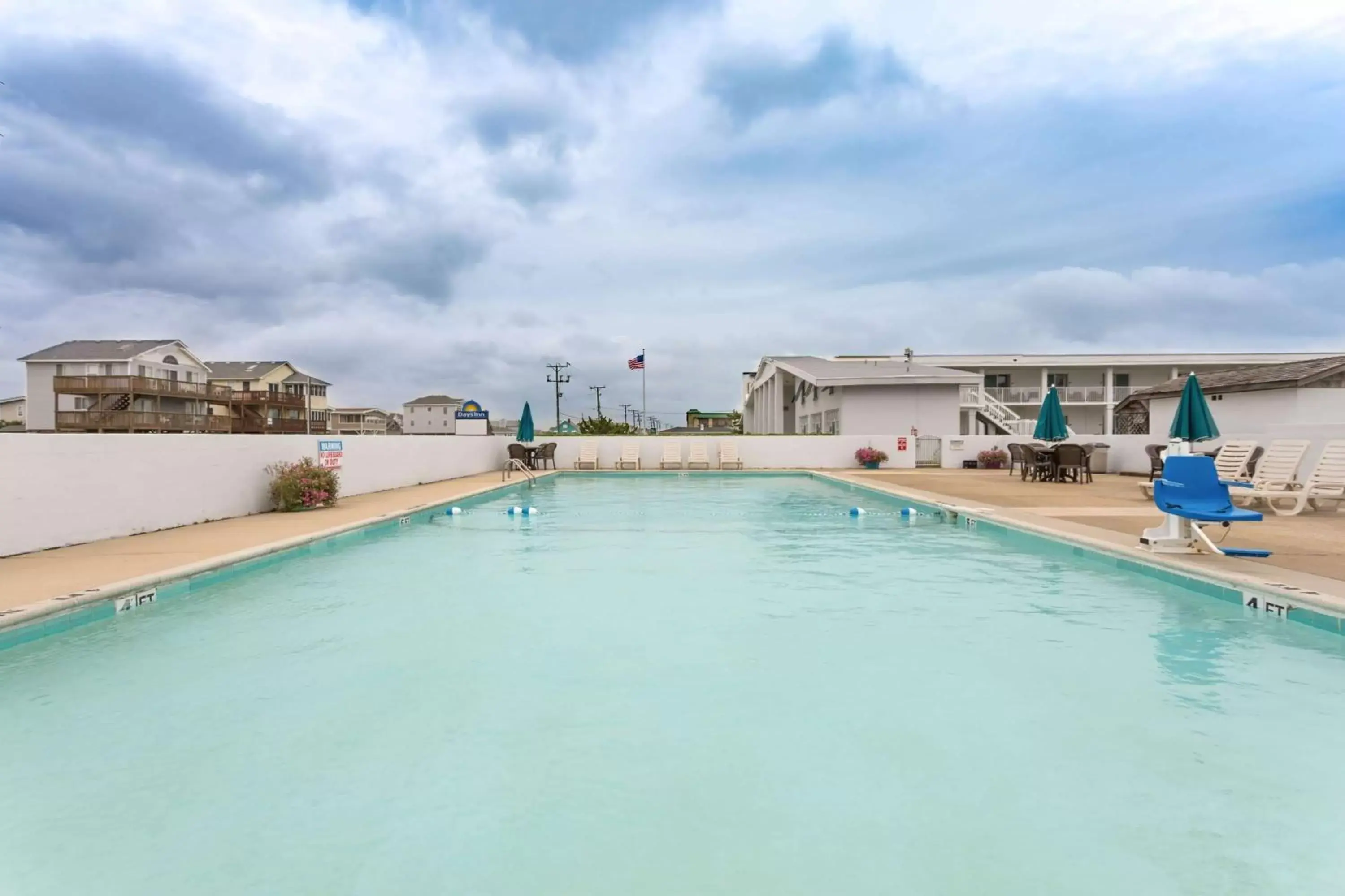 On site, Swimming Pool in Days Inn by Wyndham Kill Devil Hills Oceanfront - Wilbur