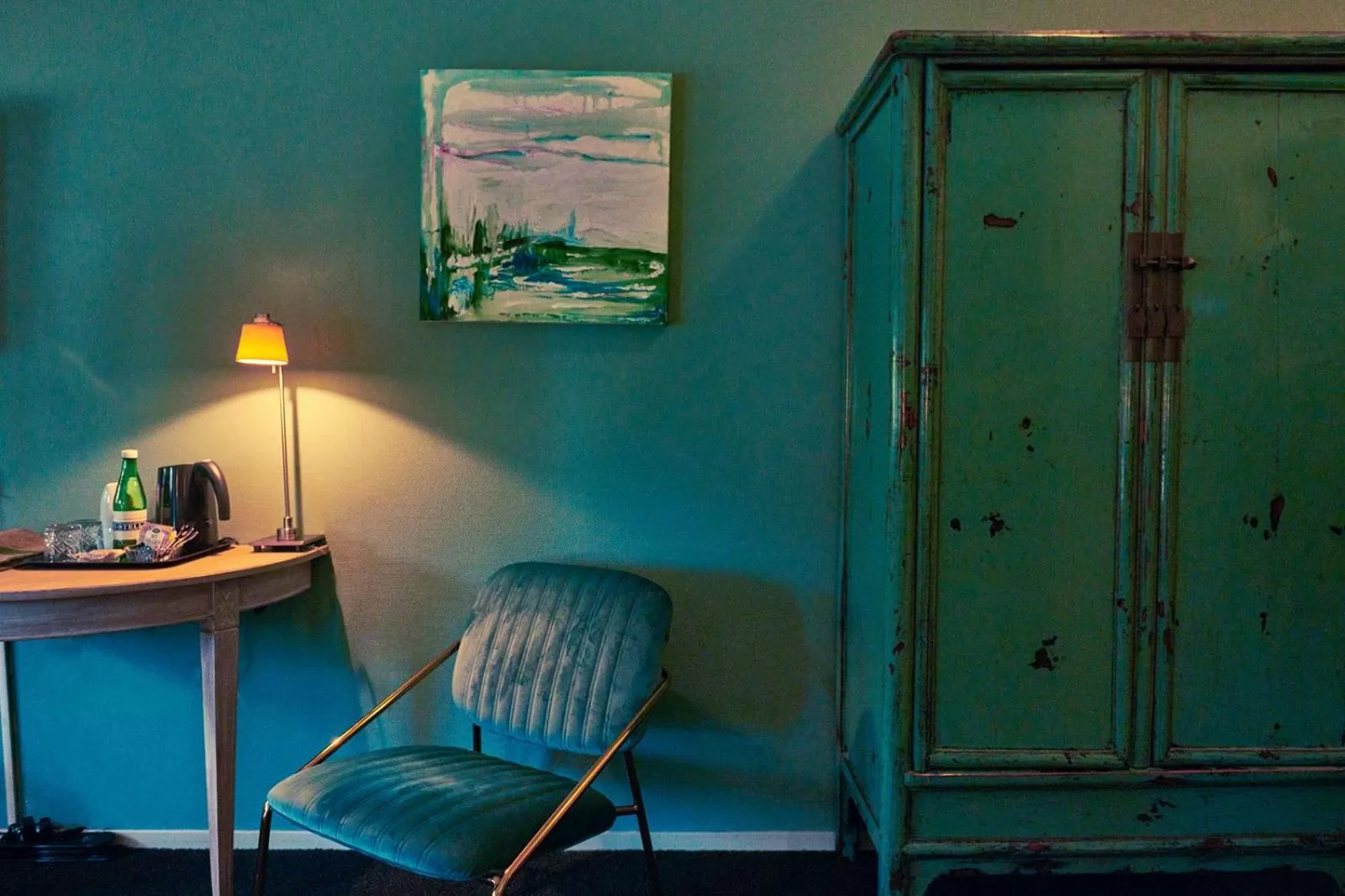 Coffee/tea facilities, TV/Entertainment Center in Boutique B&B Hoeve de Haar