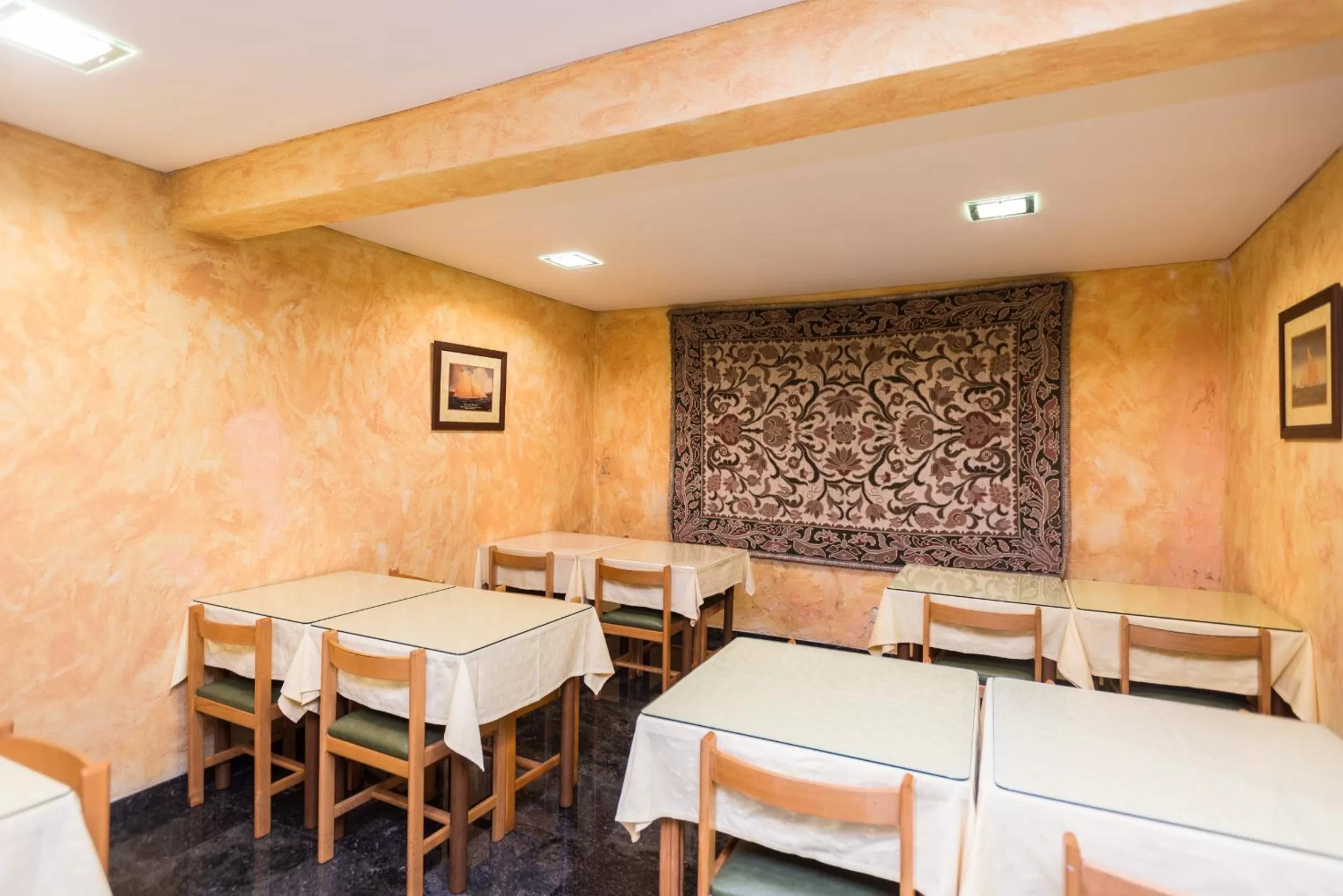 Restaurant/places to eat in Hotel Botanico