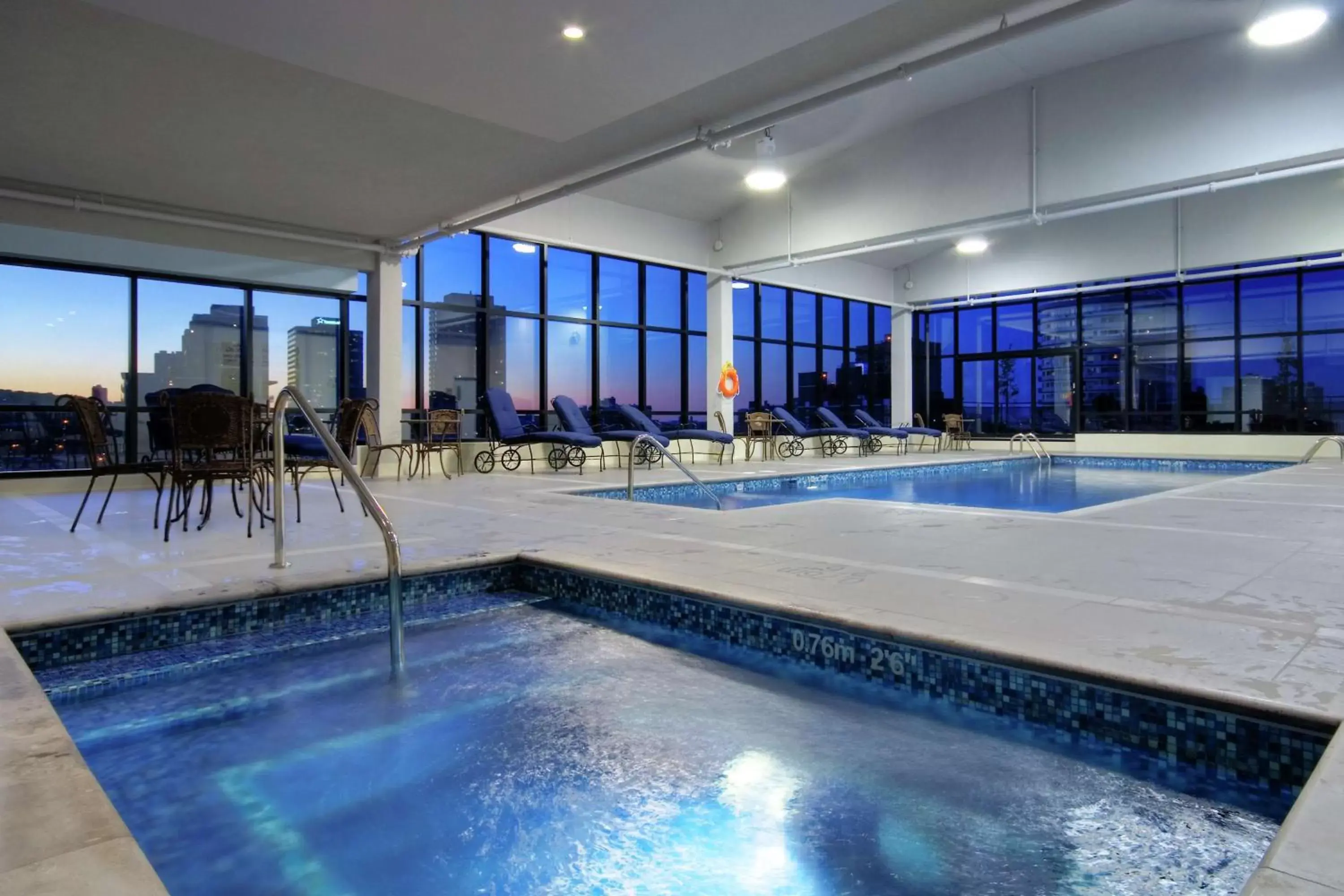 Pool view, Swimming Pool in Hilton Garden Inn Montreal Centre-Ville