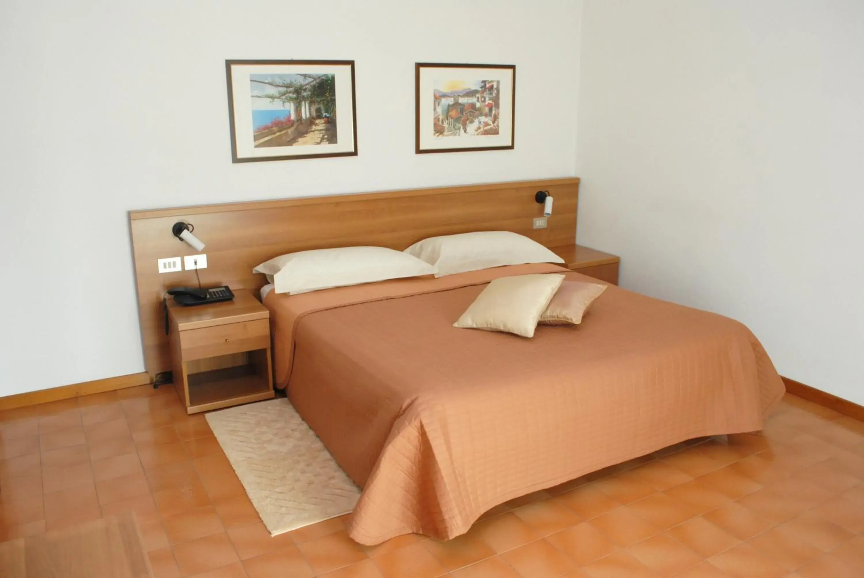 Bedroom, Bed in Albergo "da Mario"