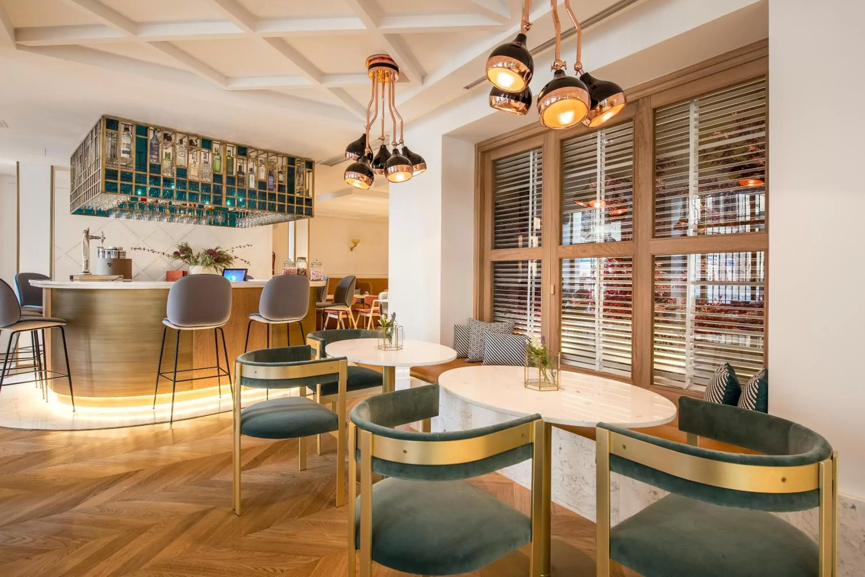Restaurant/places to eat, Lounge/Bar in Vincci Centrum