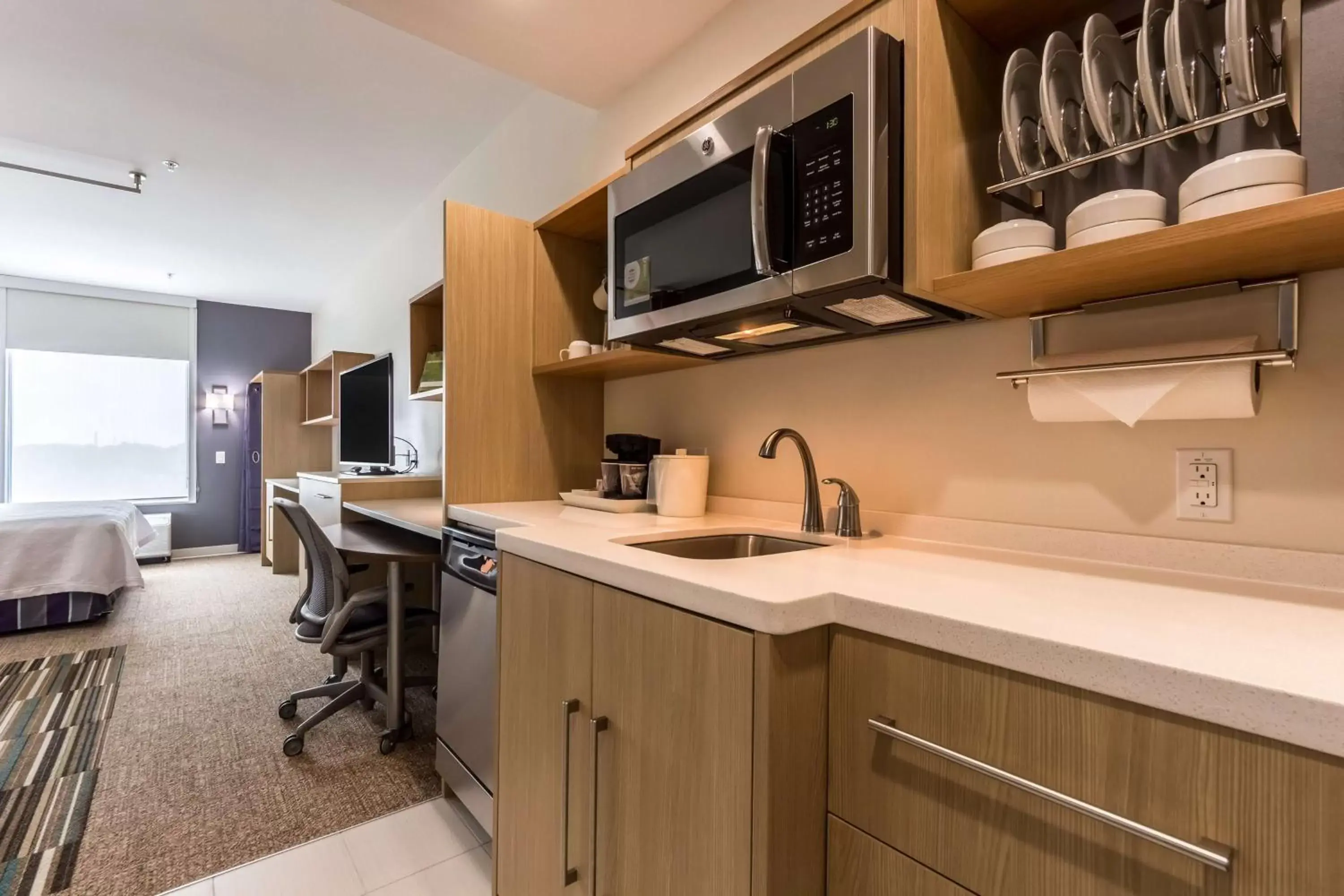 Bedroom, Kitchen/Kitchenette in Home2 Suites By Hilton Fort Worth Northlake