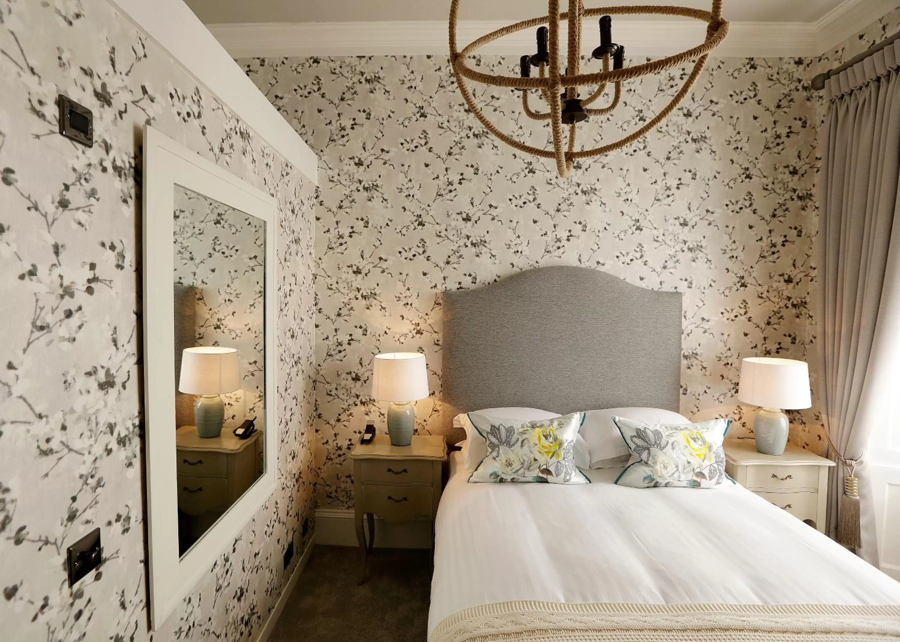 Bed in Nira Caledonia