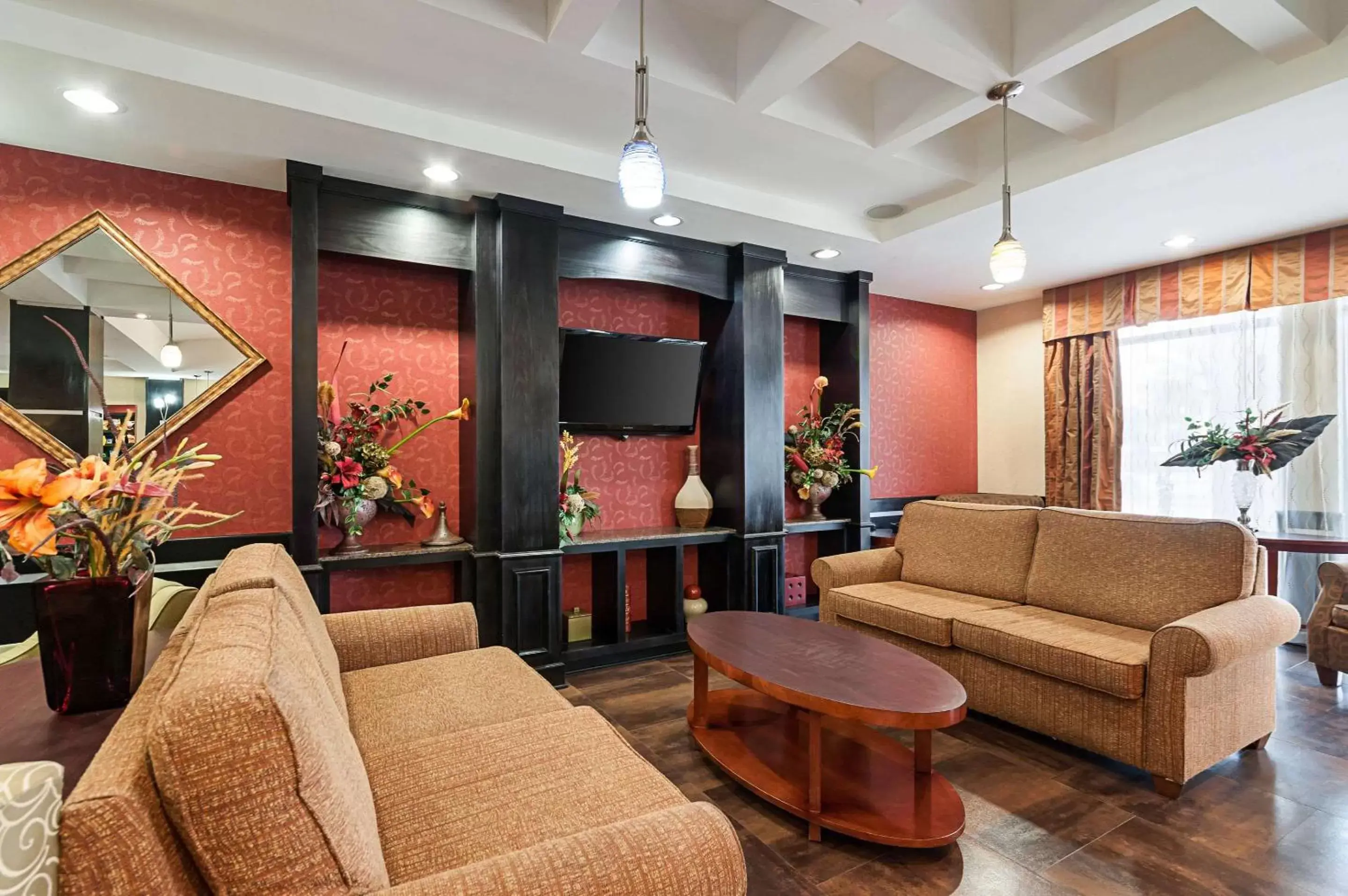 Lobby or reception, Seating Area in Comfort Suites Sulphur - Lake Charles