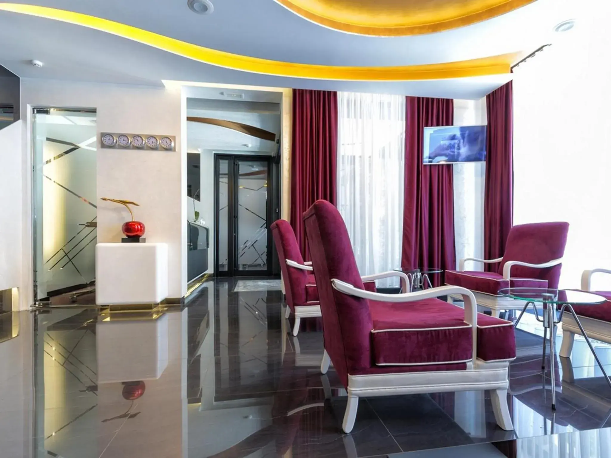 Communal lounge/ TV room, Lobby/Reception in Nova City Hotel Signature Collection Belgrade