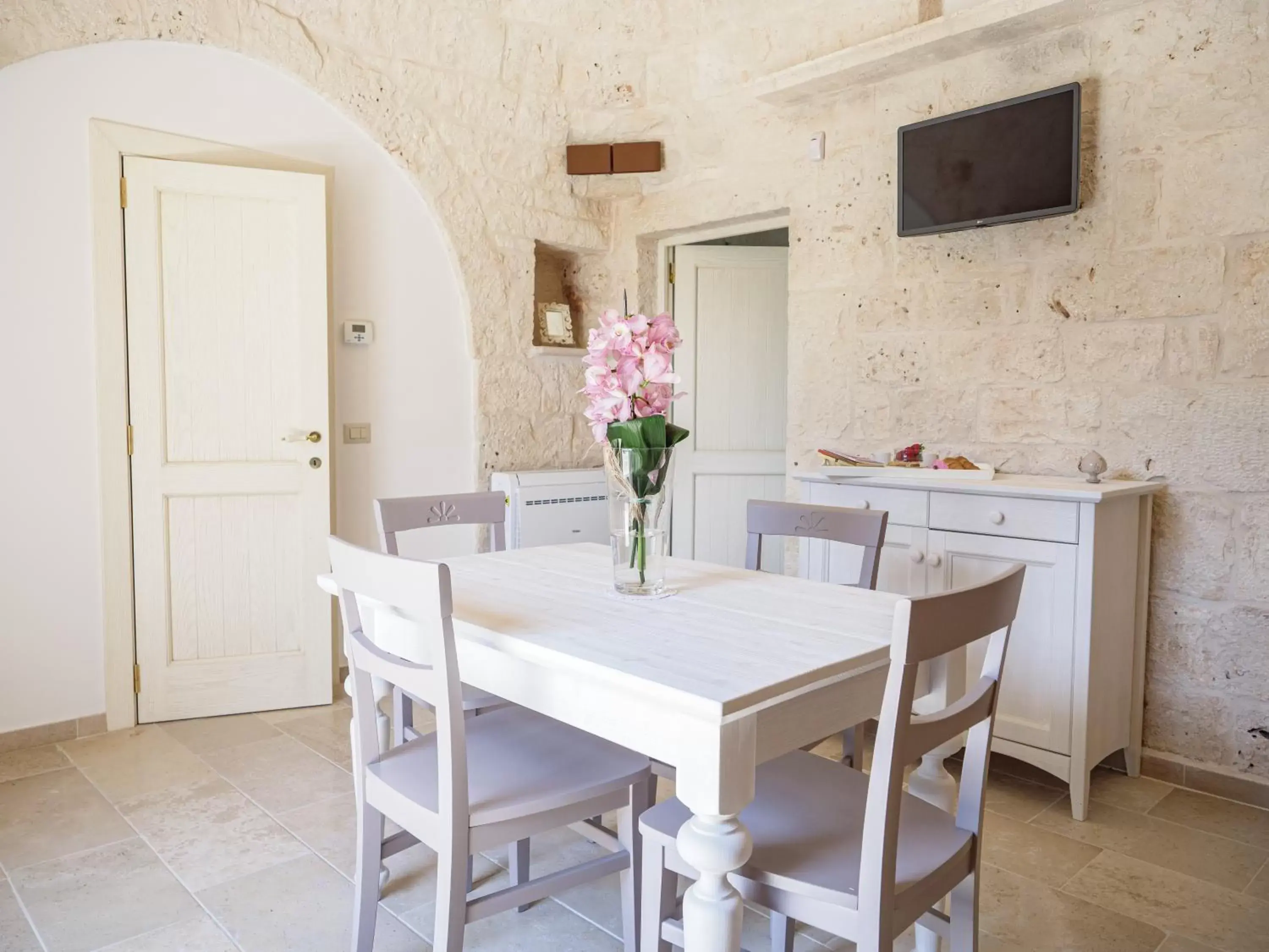 Dining Area in Rifugio di Puglia - Trulli & Dimore