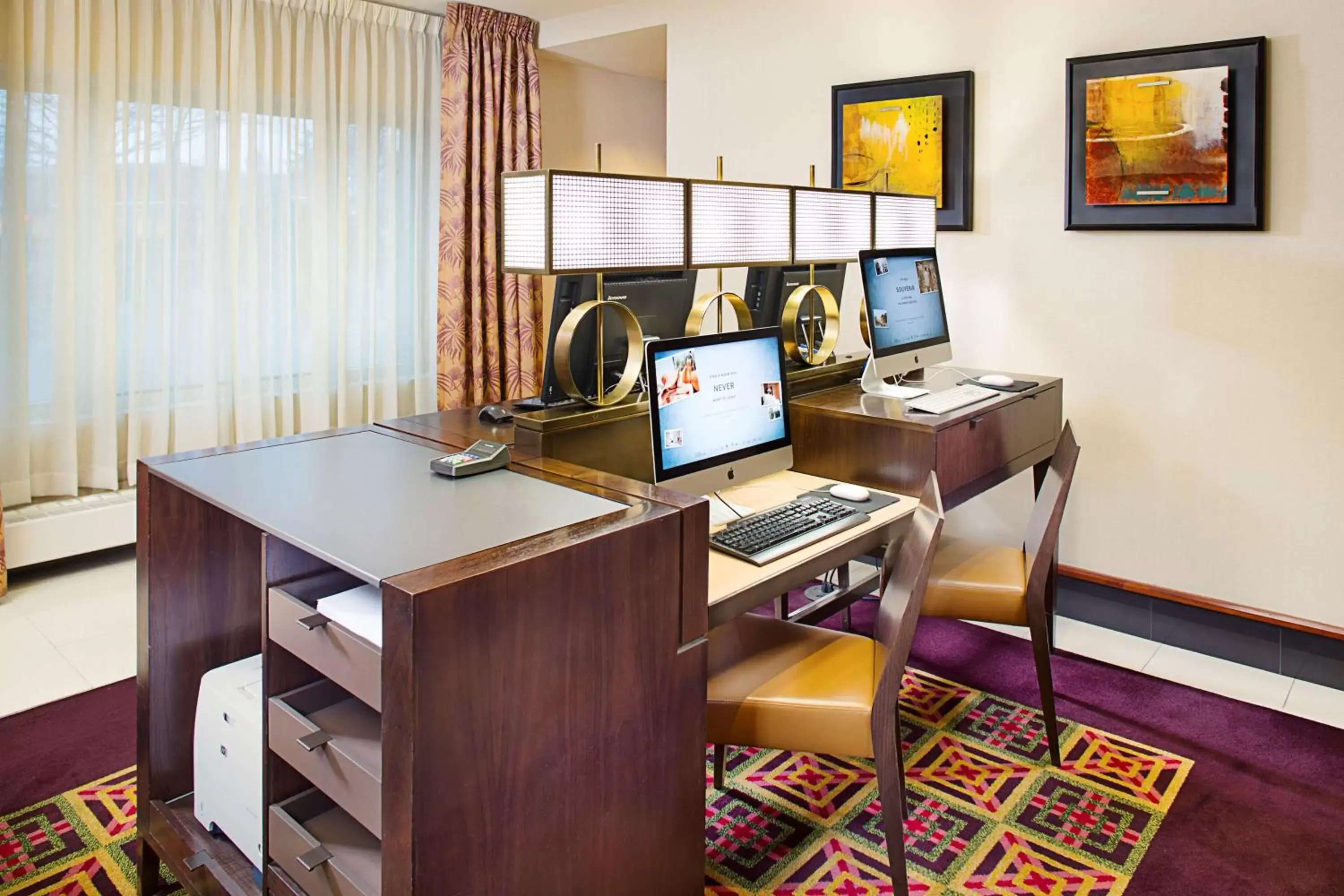 Business facilities in Hilton Providence