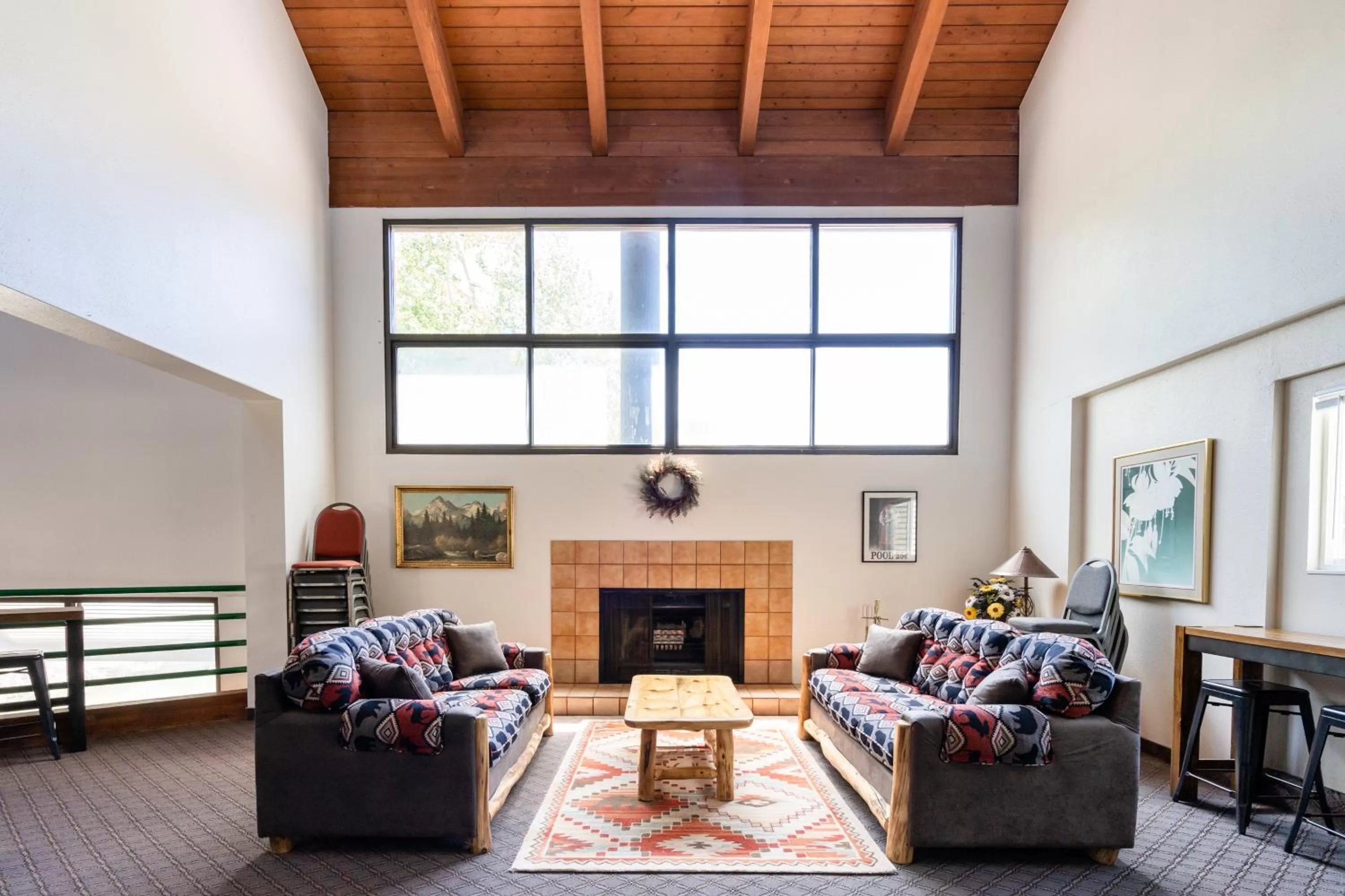 Communal lounge/ TV room, Seating Area in Circle J Club at Jeremy Ranch