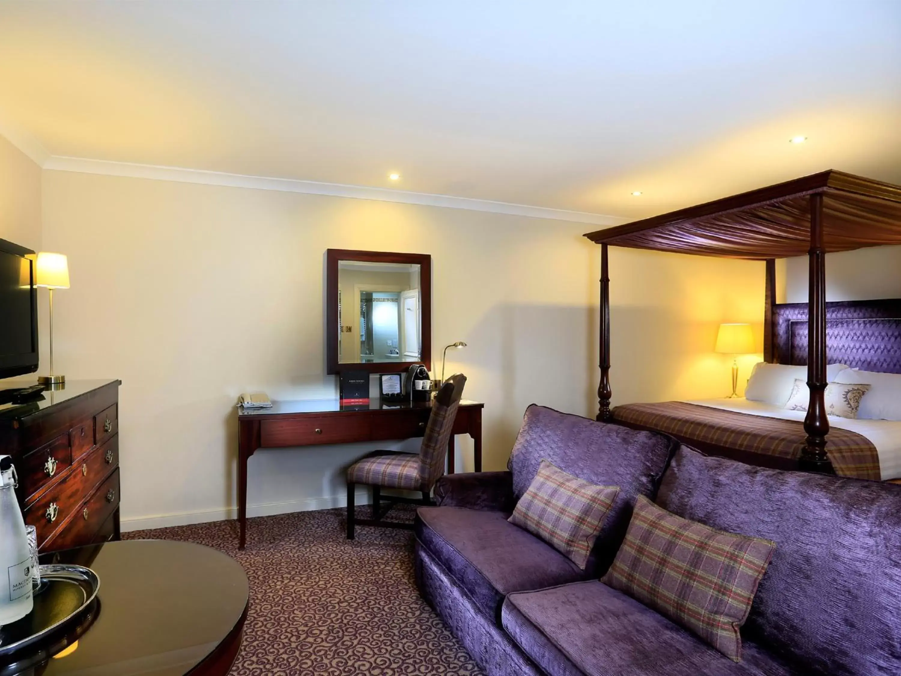 Bedroom, Bed in Macdonald Houstoun House Bedroom, Bed in Macdonald Houstoun House