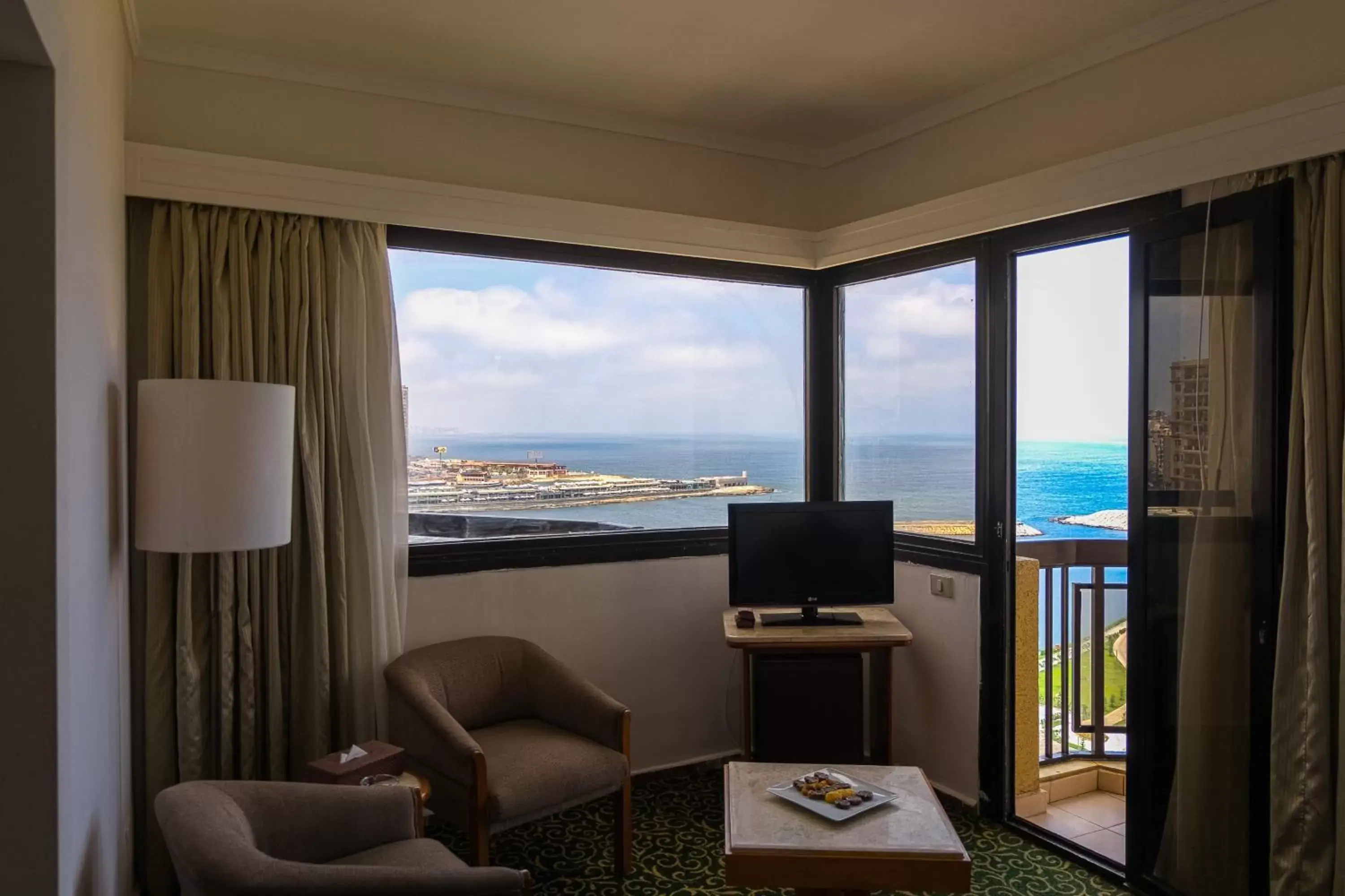 Seating Area in Plaza Hotel Alexandria