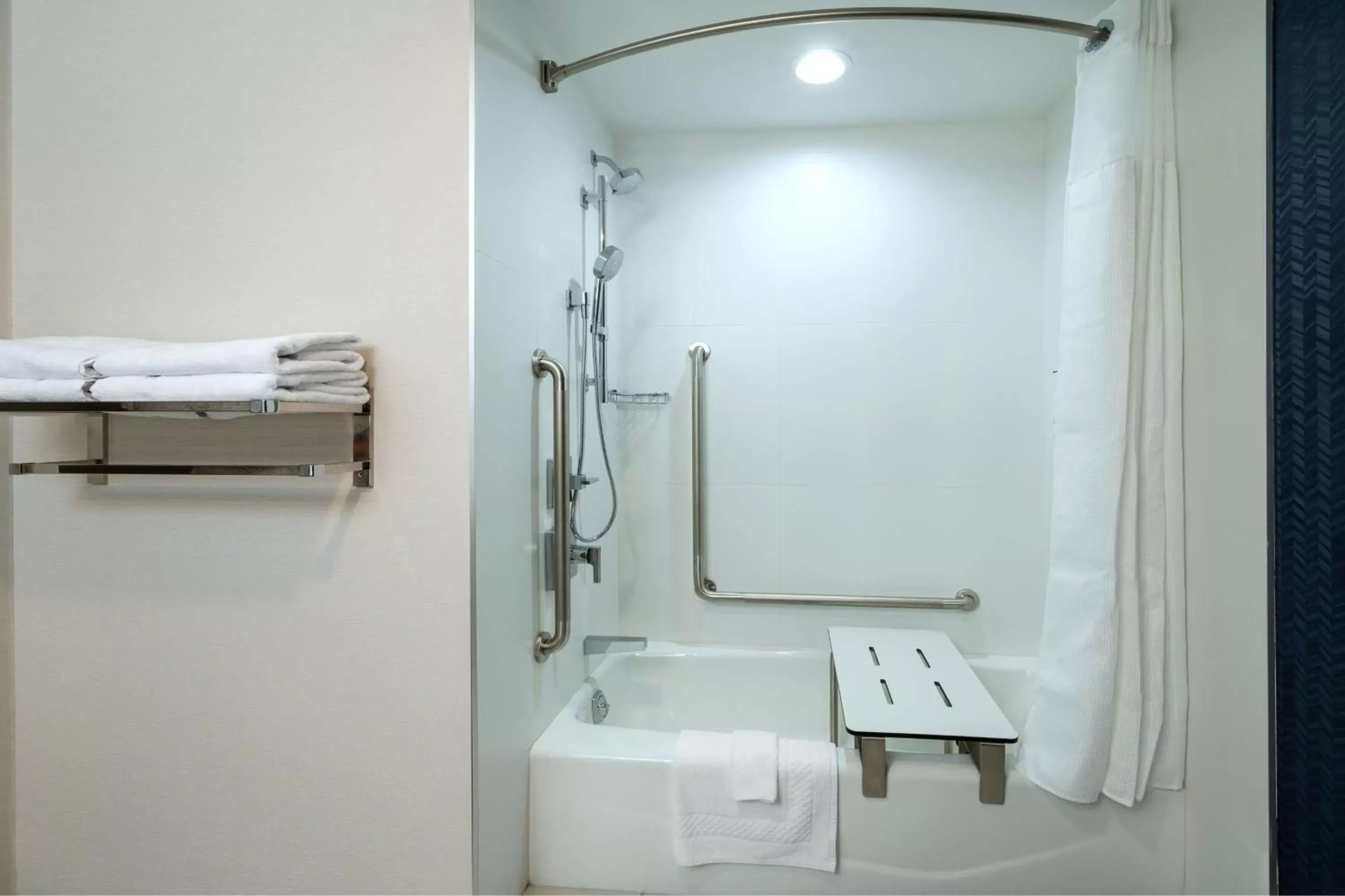 Bathroom in Fairfield by Marriott Inn & Suites North Bay