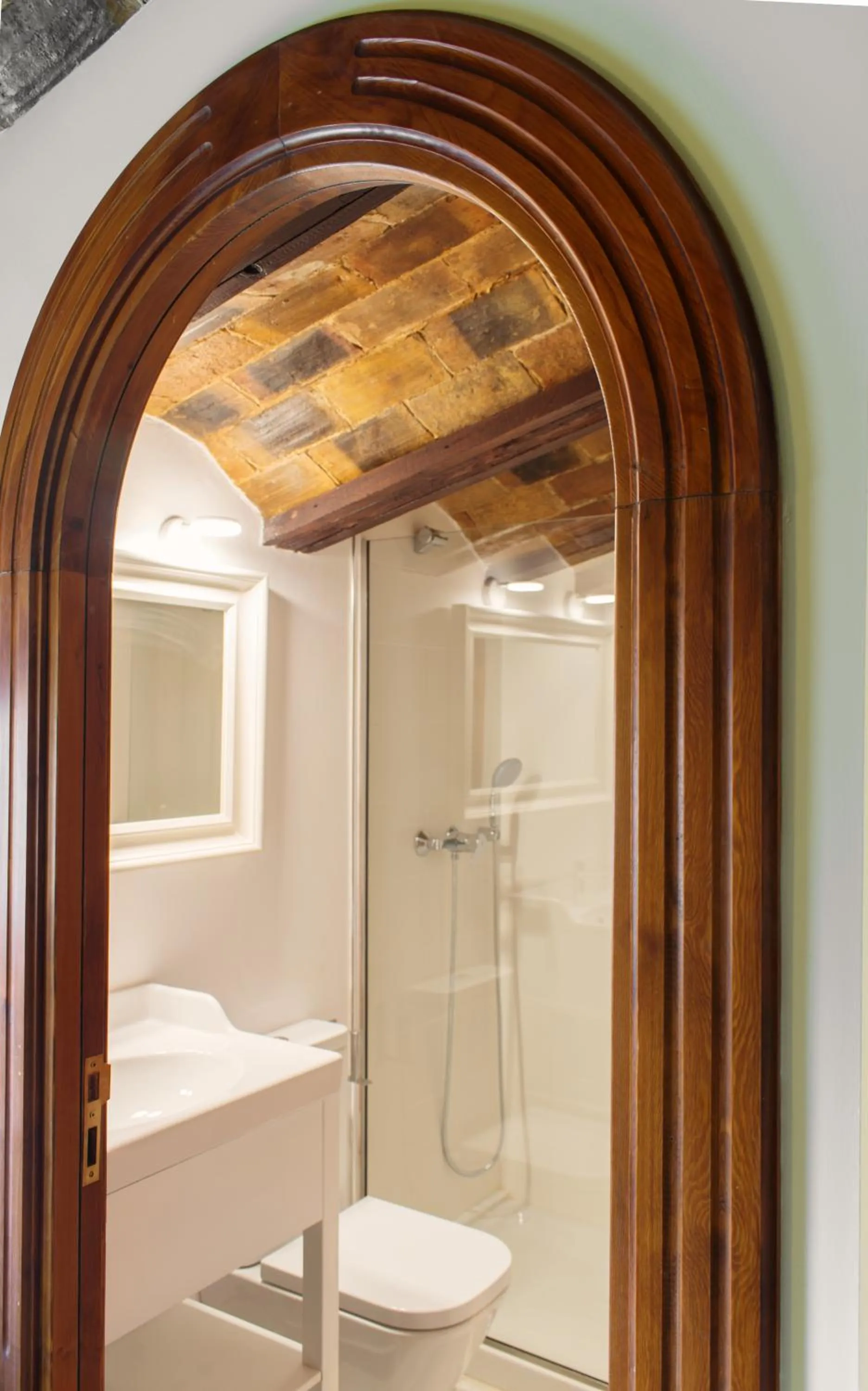 Bathroom in Ad Hoc Carmen