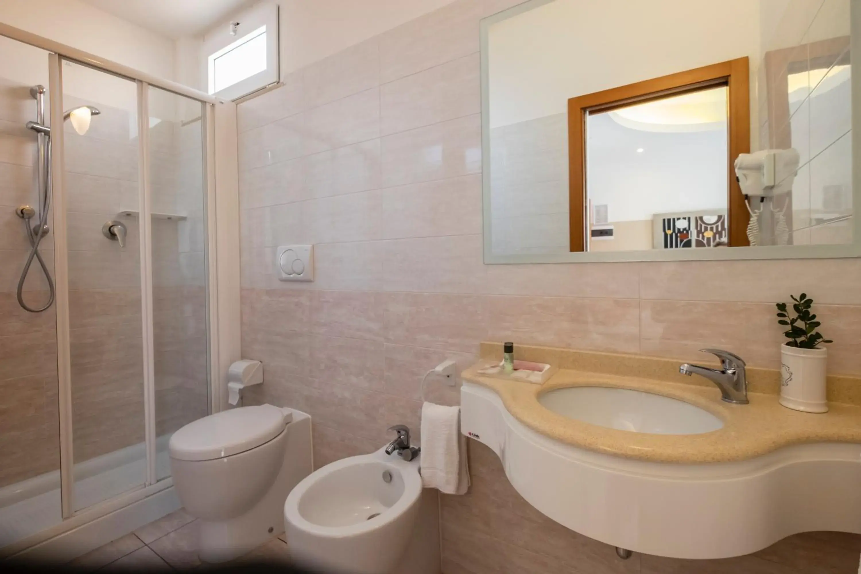 Shower, Bathroom in Hotel Stella D'Oro