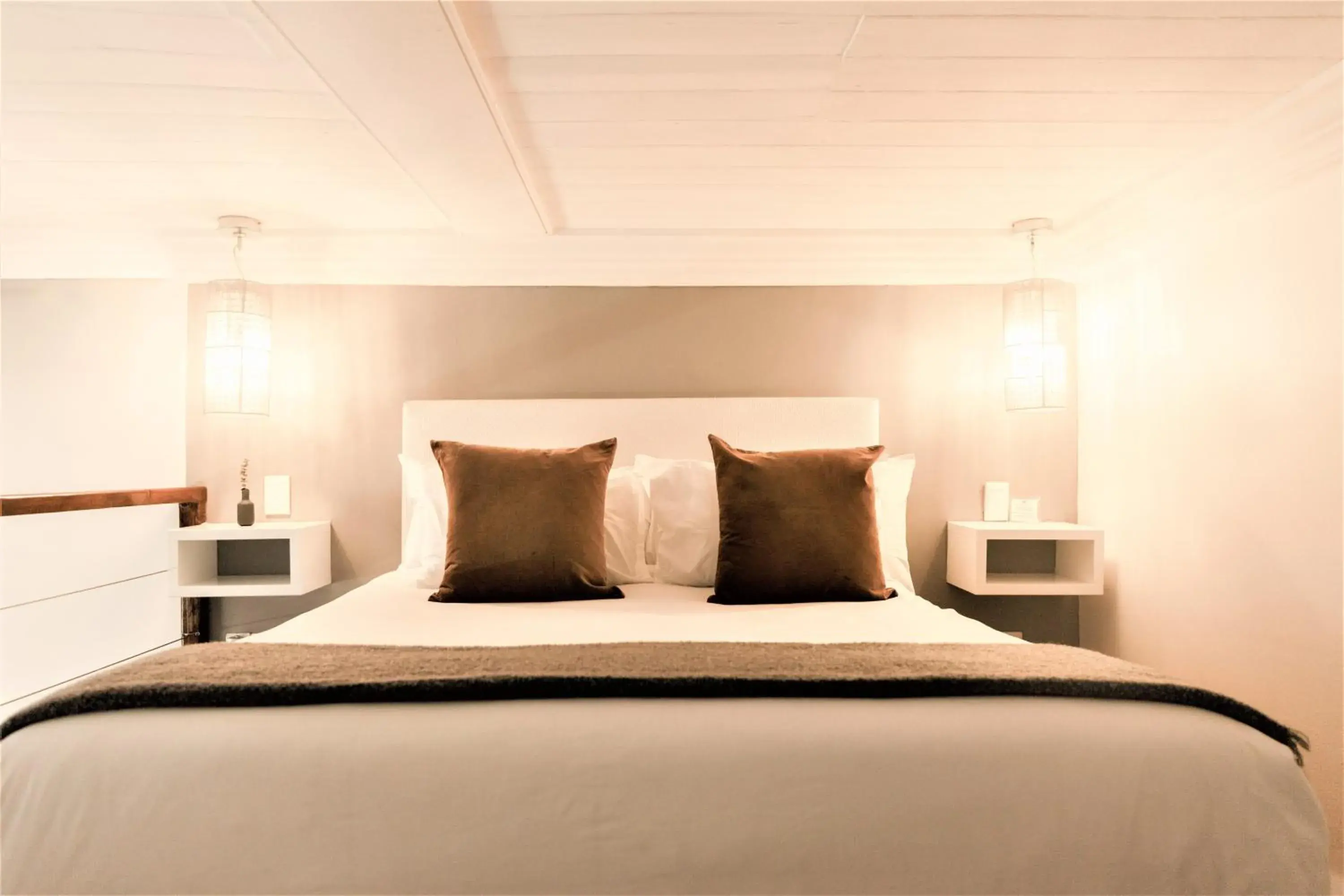 Bedroom, Bed in Cape Diem Lodge