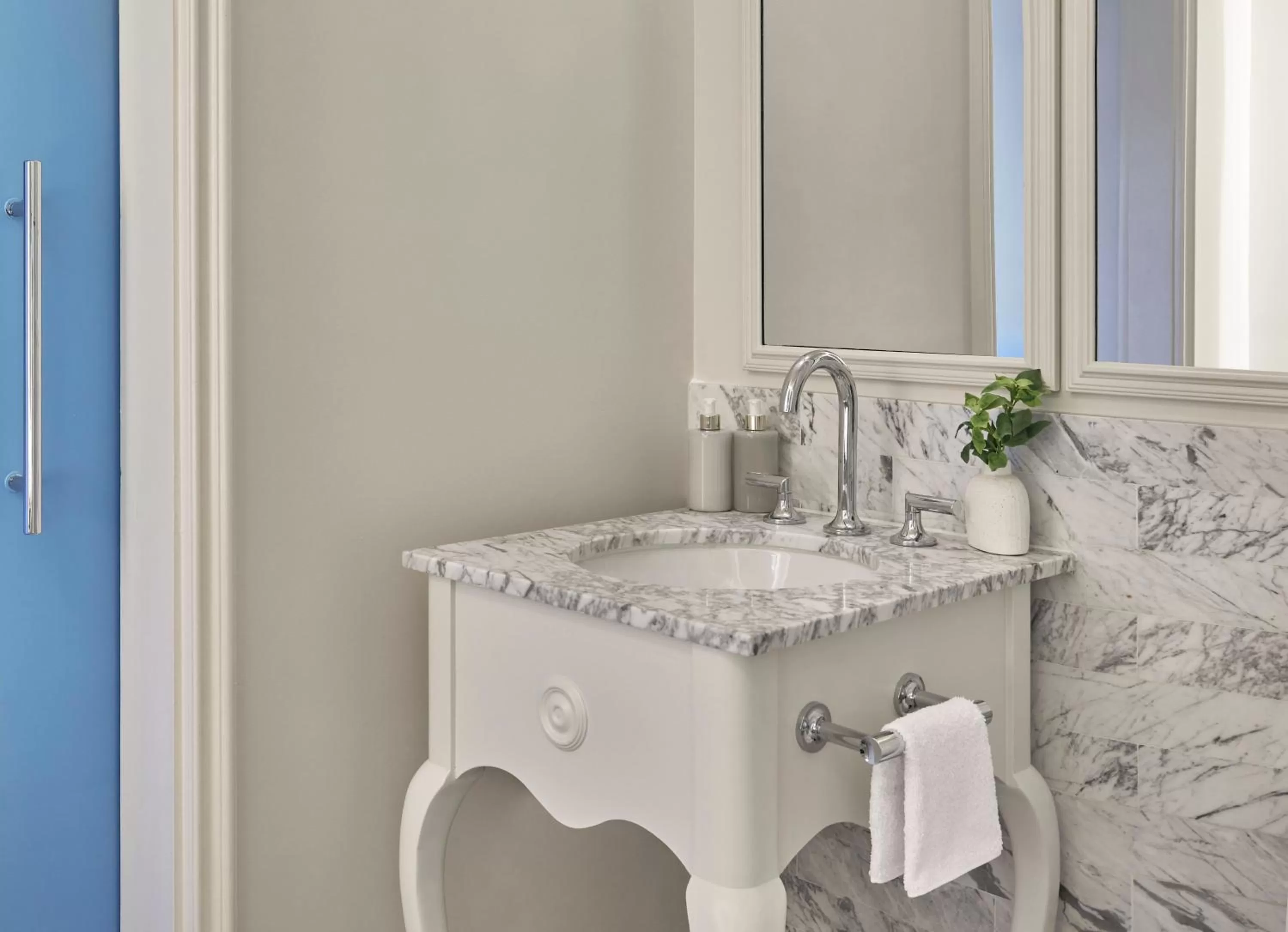 Bathroom in Viceroy Santa Monica