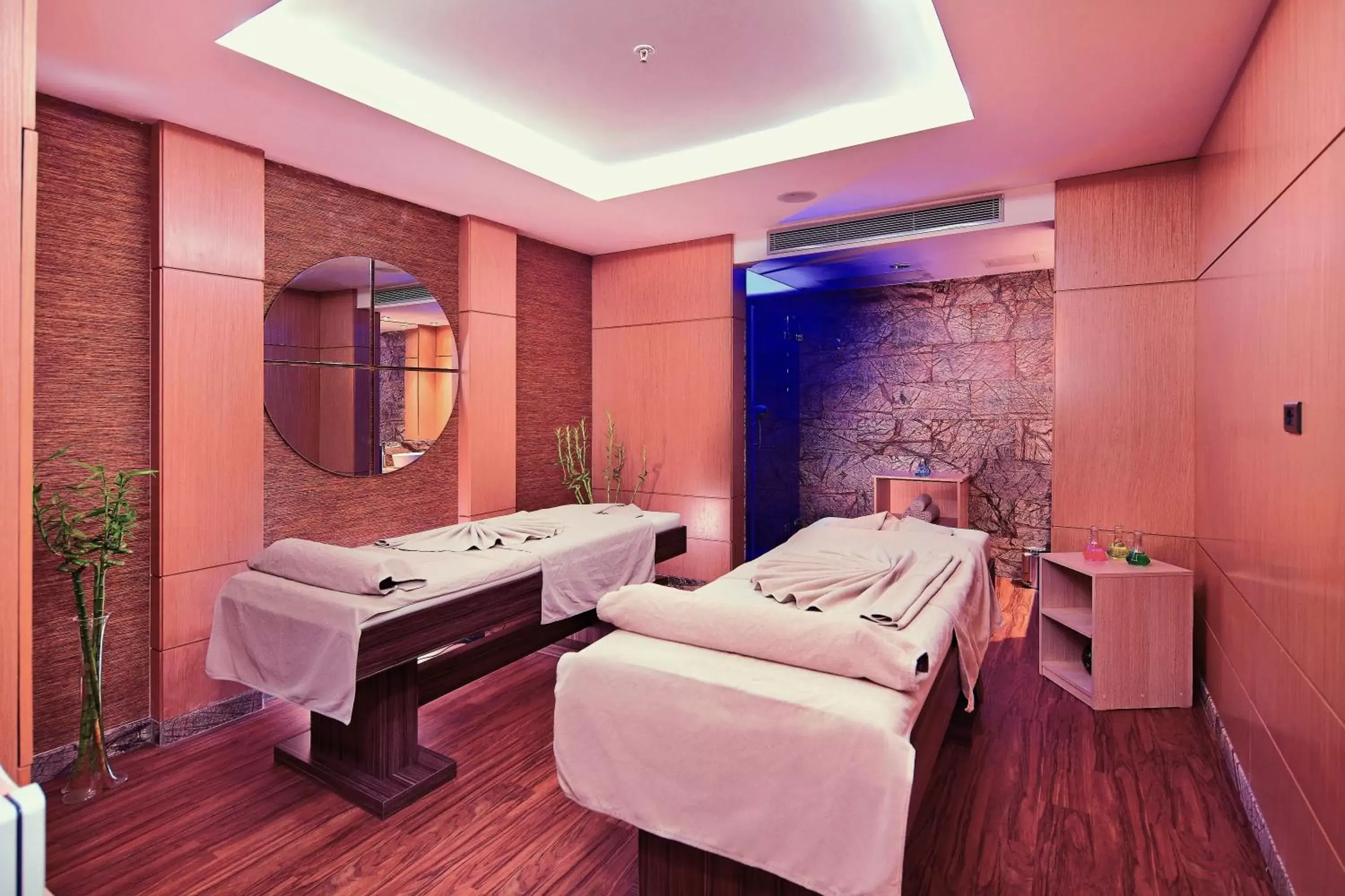 Massage, Bed in The Green Park Pendik Massage, Bed in The Green Park Pendik