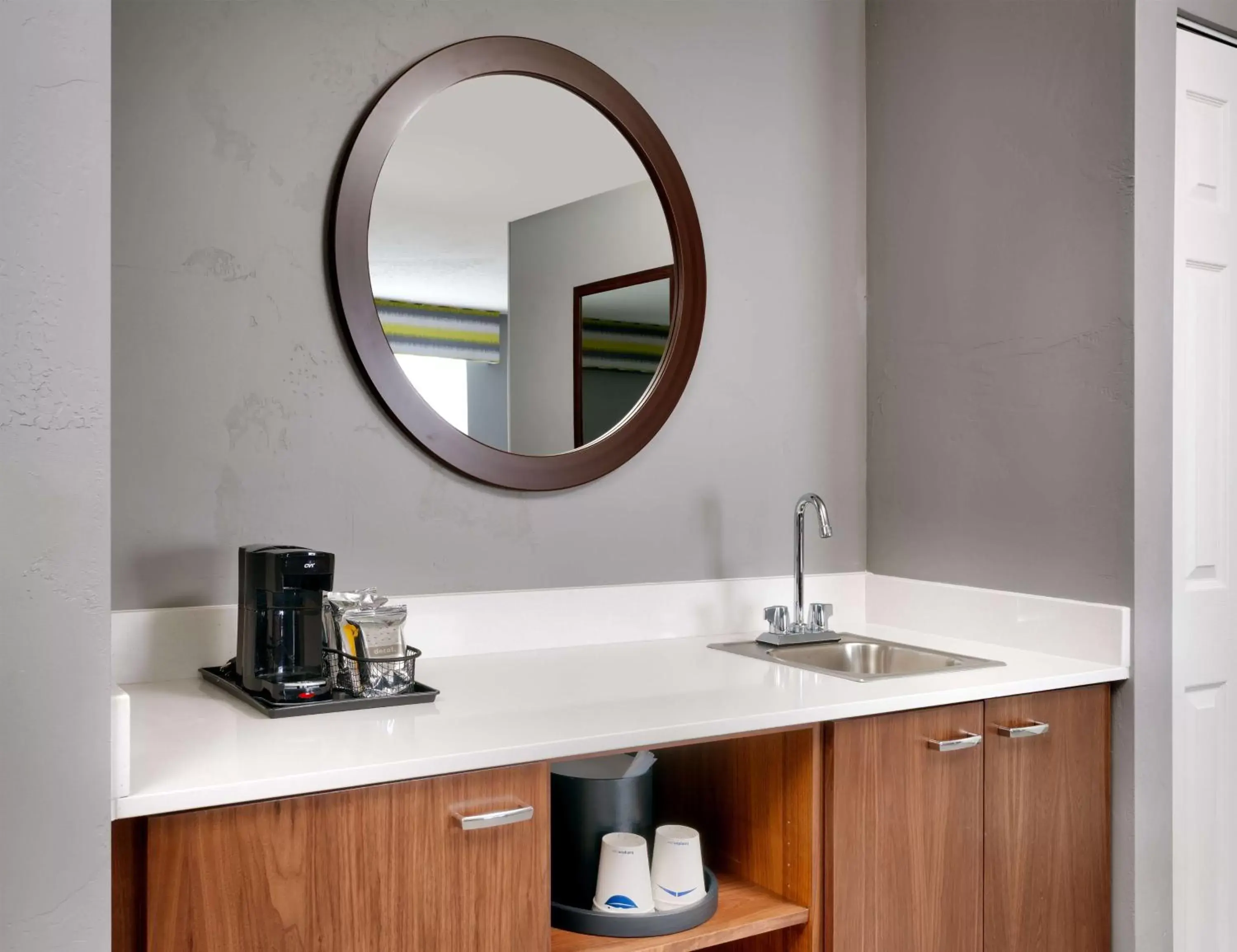 Photo of the whole room, Bathroom in Hampton Inn & Suites Salt Lake City Airport