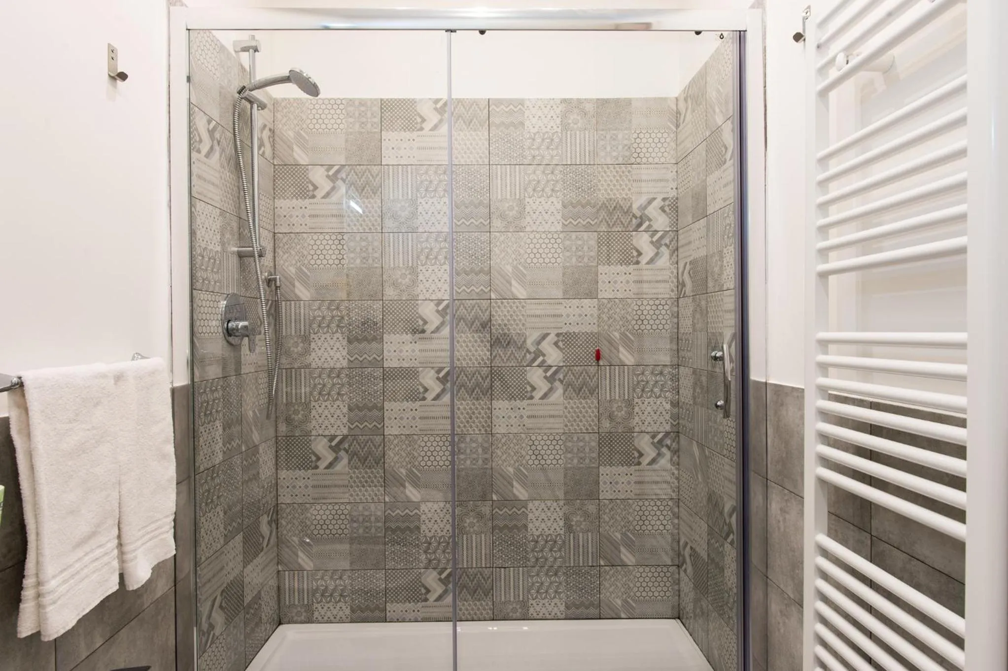 Shower in Aparthotel Porta Nuova