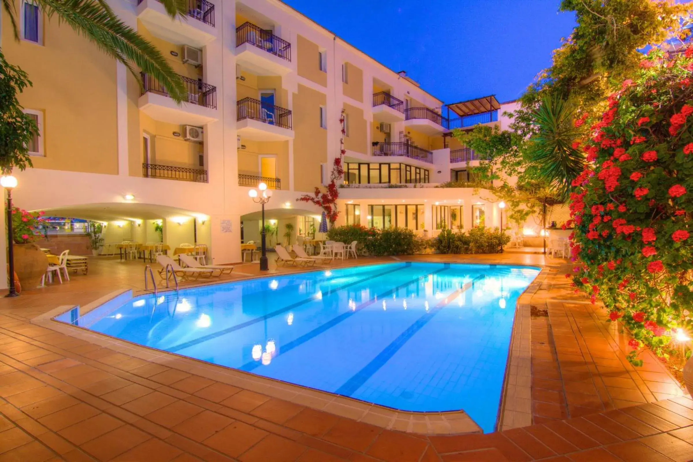 Swimming Pool in Fortezza Hotel