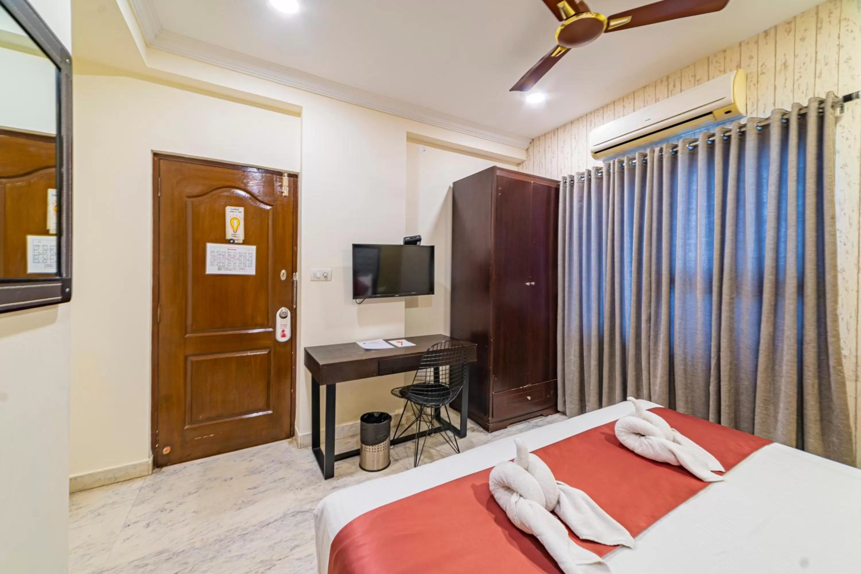 Bed in Hotel Athome , Whitefields, Kondapur