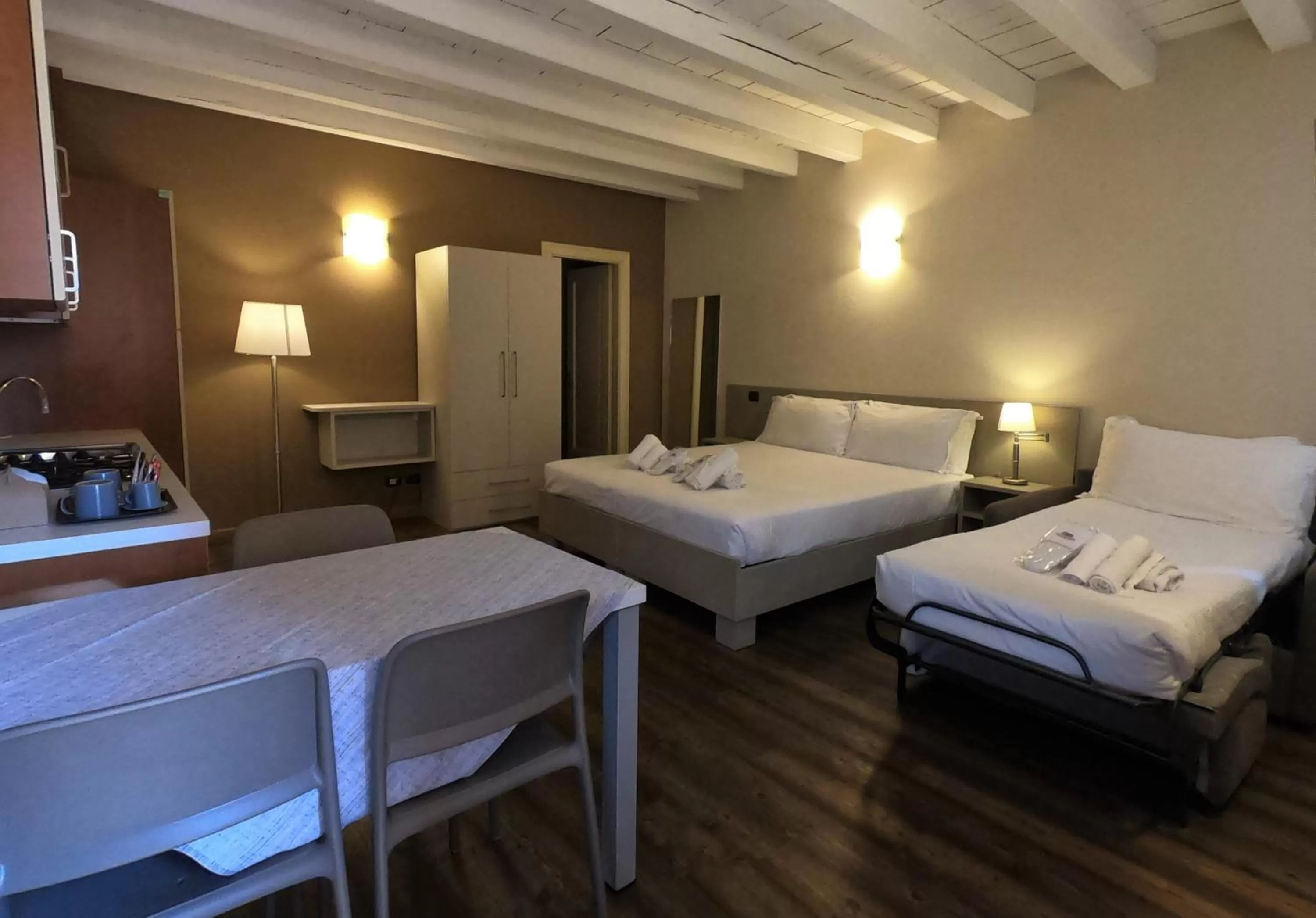 Photo of the whole room, Bed in Parco Termale di Villa Dei Cedri
