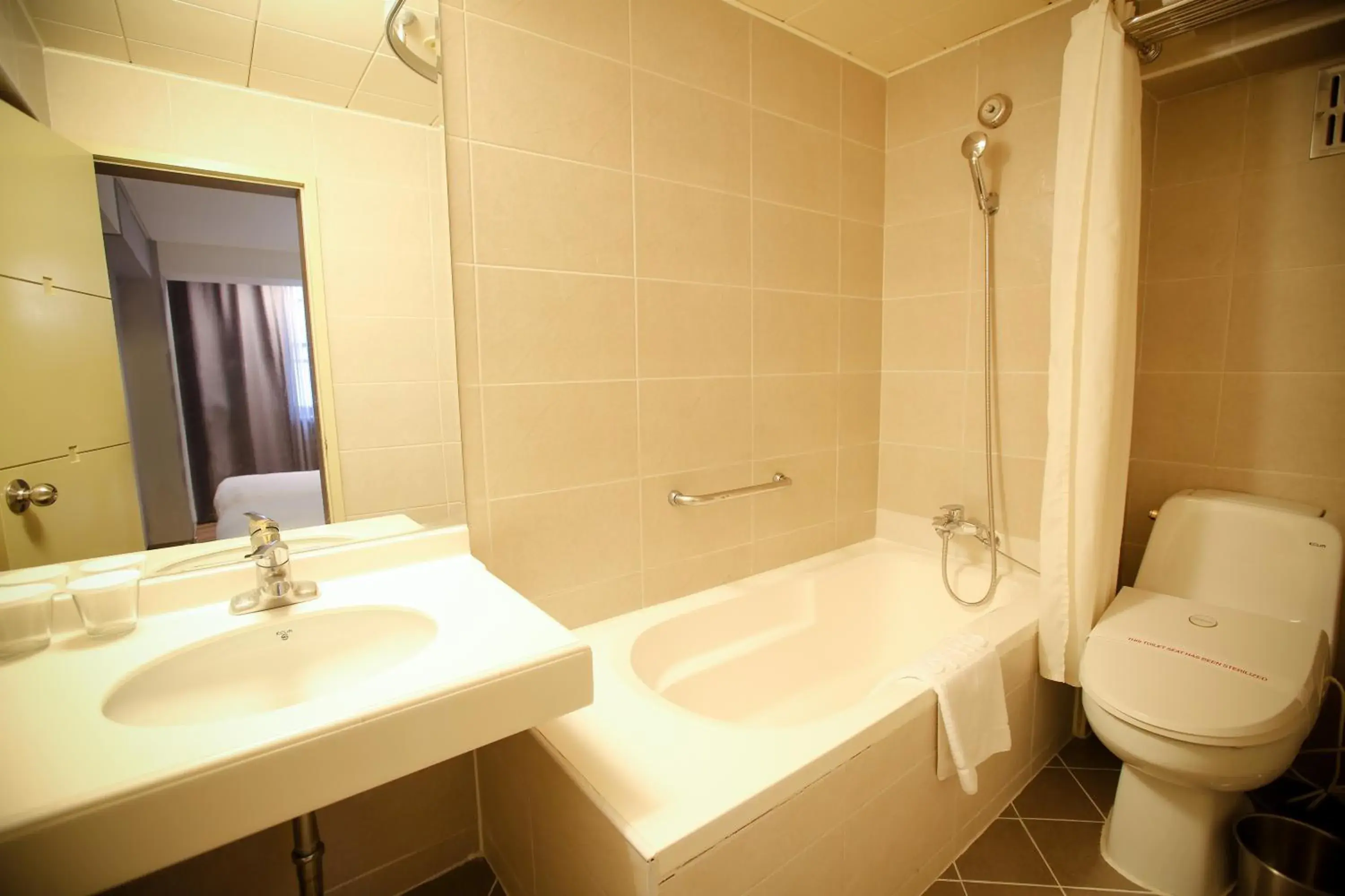 Bathroom in Savoy Hotel Myeongdong