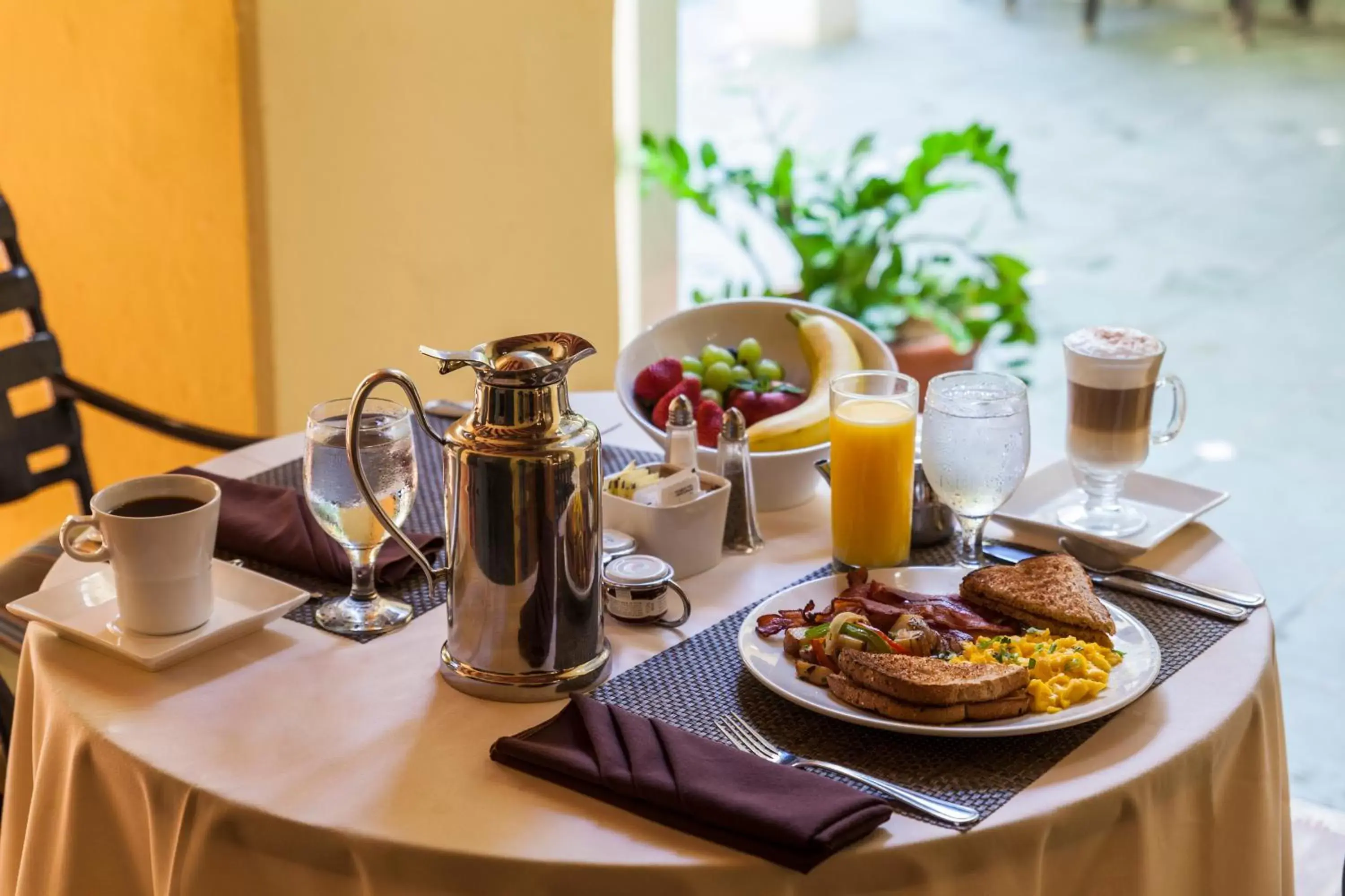 Breakfast in Hotel El Convento