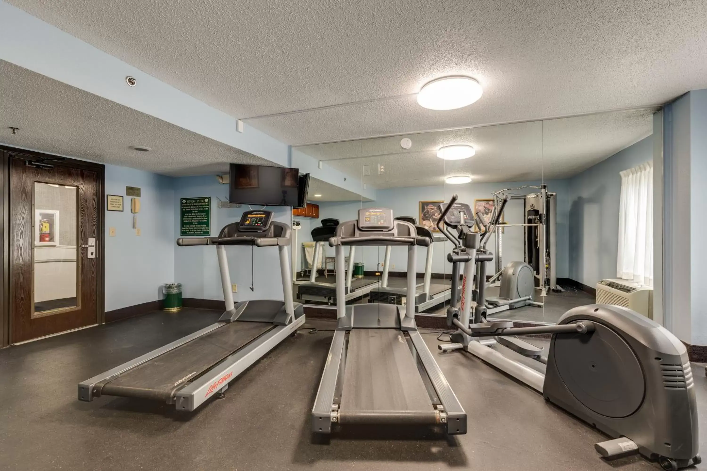 Fitness centre/facilities, Fitness Center/Facilities in Alexis Inn and Suites Hotel