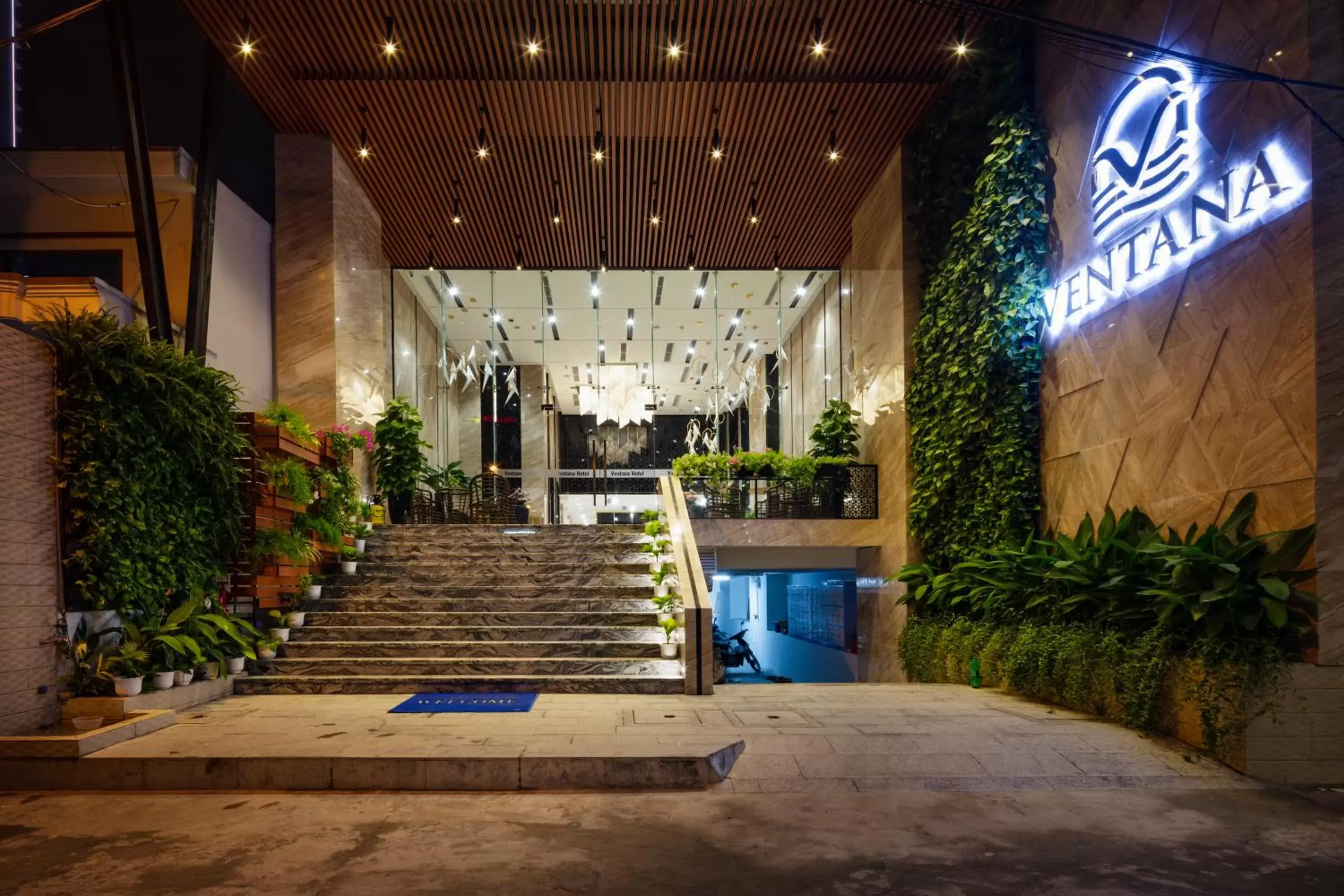 Facade/entrance in VENTANA NHA TRANG HOTEL Facade/entrance in VENTANA NHA TRANG HOTEL